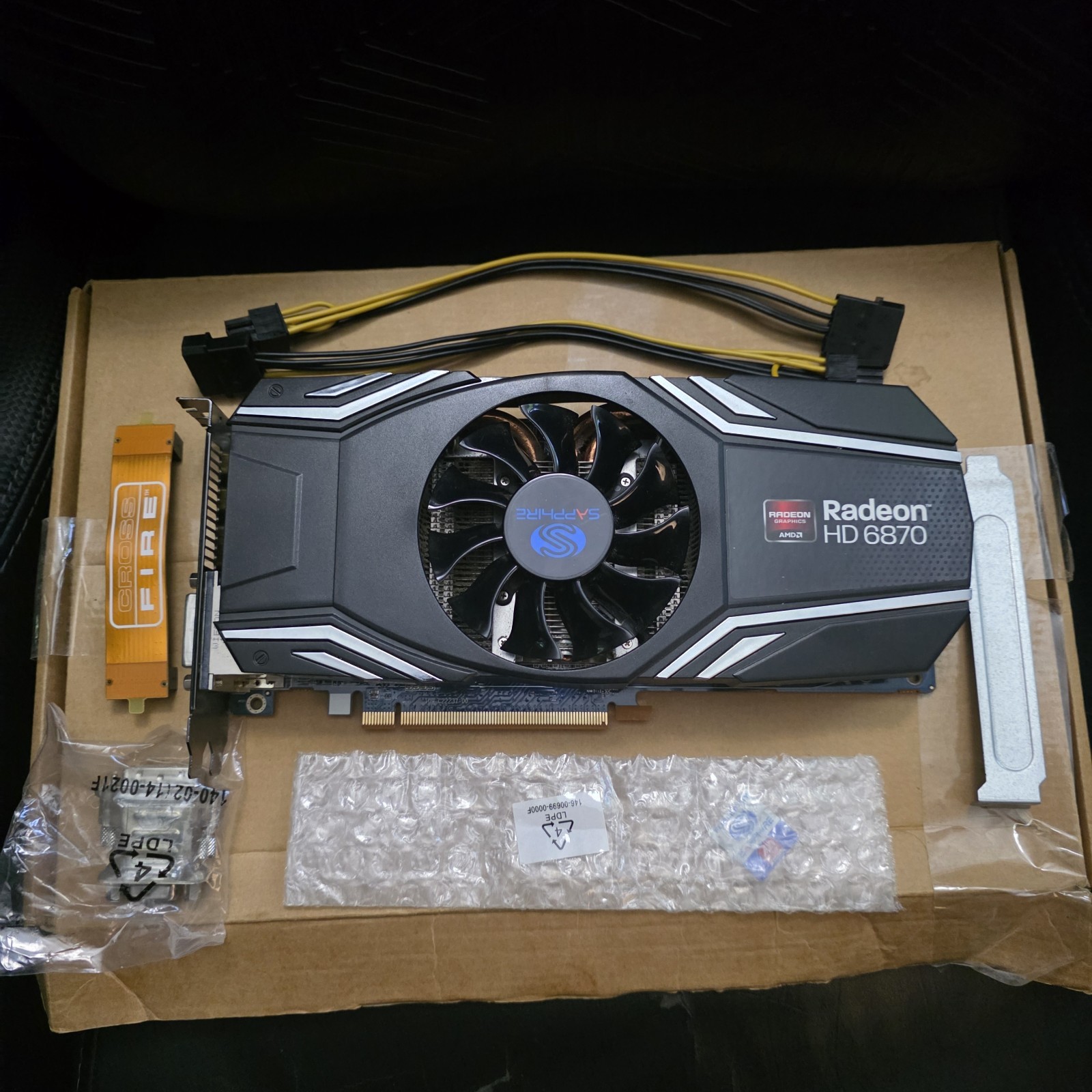 Sapphire AMD Radeon HD 6870 1GB GDDR5 PCIE Mini Display Port Graphics Card