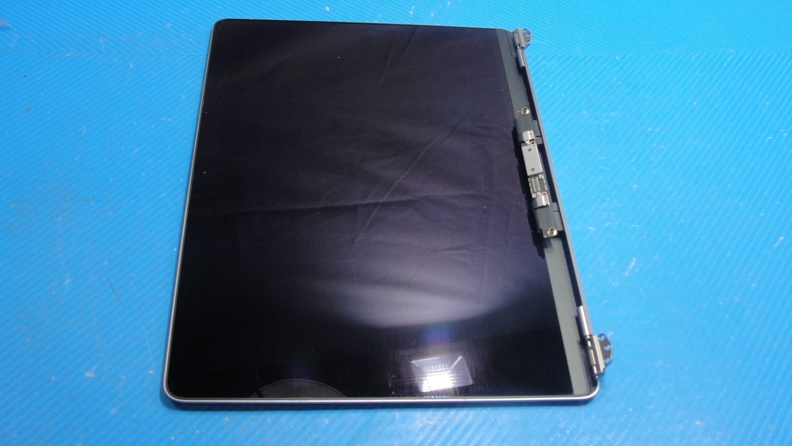 MacBook Air 13″ A2179 Early 2020 MVH22LL/A LCD Screen Assembly Gray 661-15389