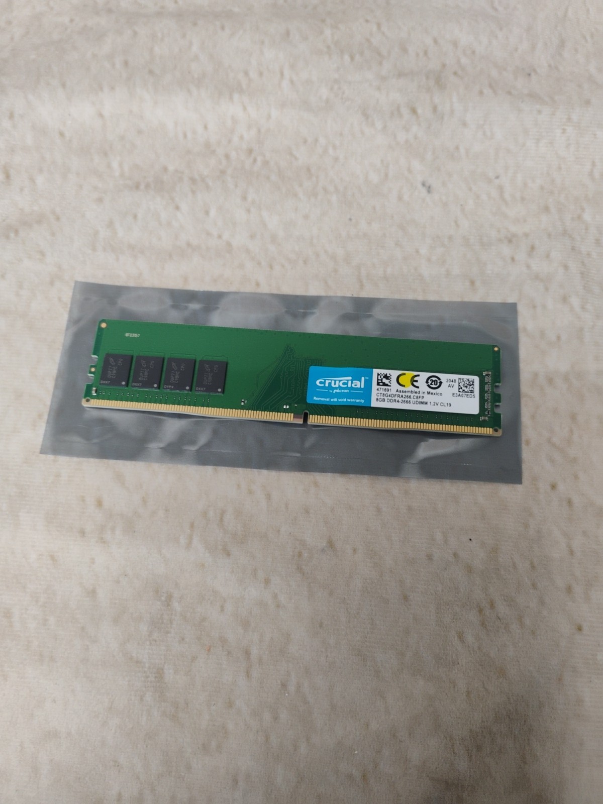 Crucial 8gb, DDR4-2666, UDIMM, CT8H4DFRA266.C8FP