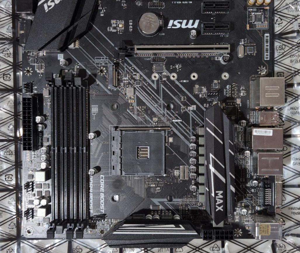 MSI X470 GAMING PLUS MAX Socket AM4, AMD Motherboard Tested