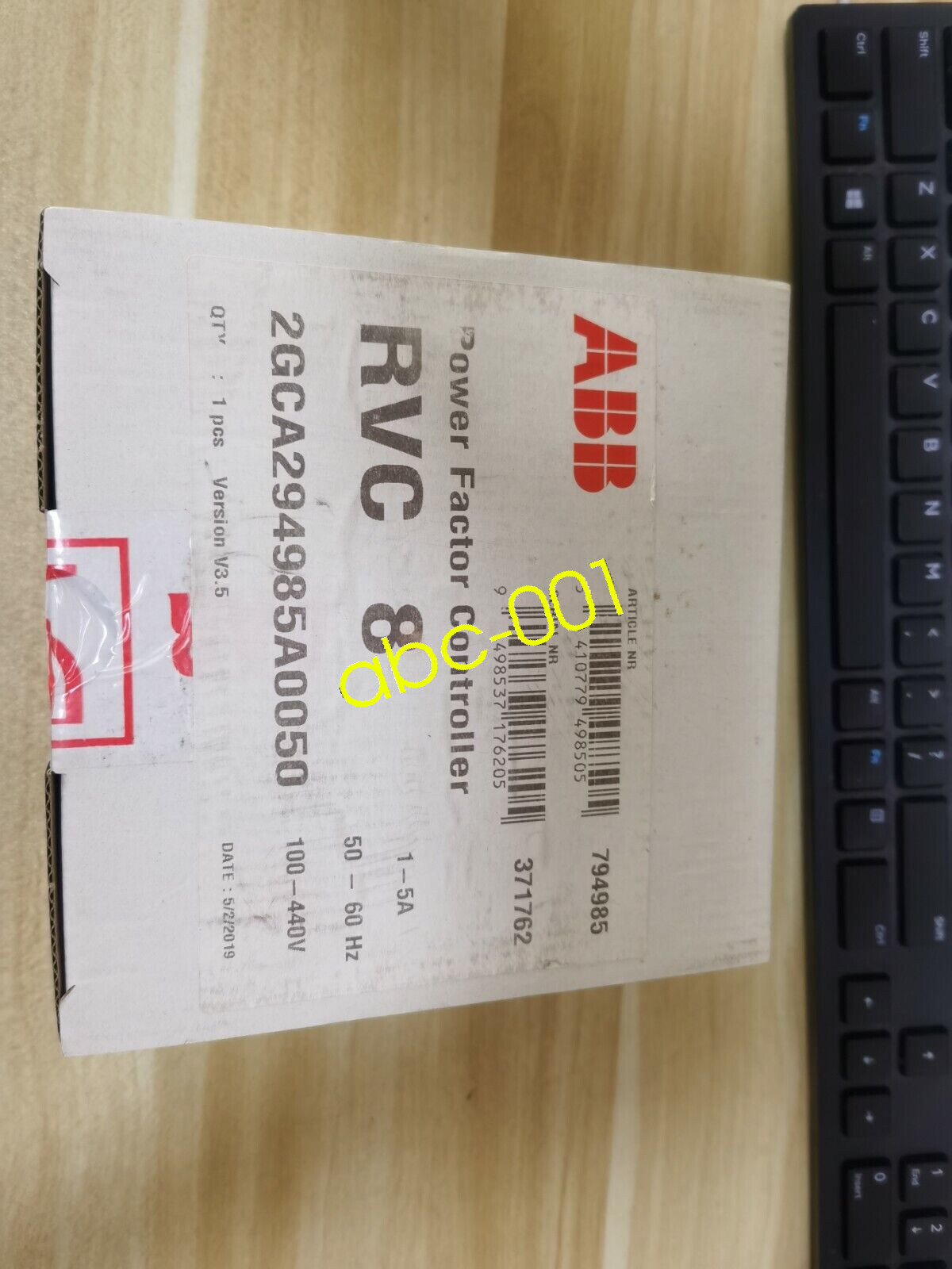 1PCS New ABB RVC-8 RVC8-1/5A Power Factor Controller In Box Brand
