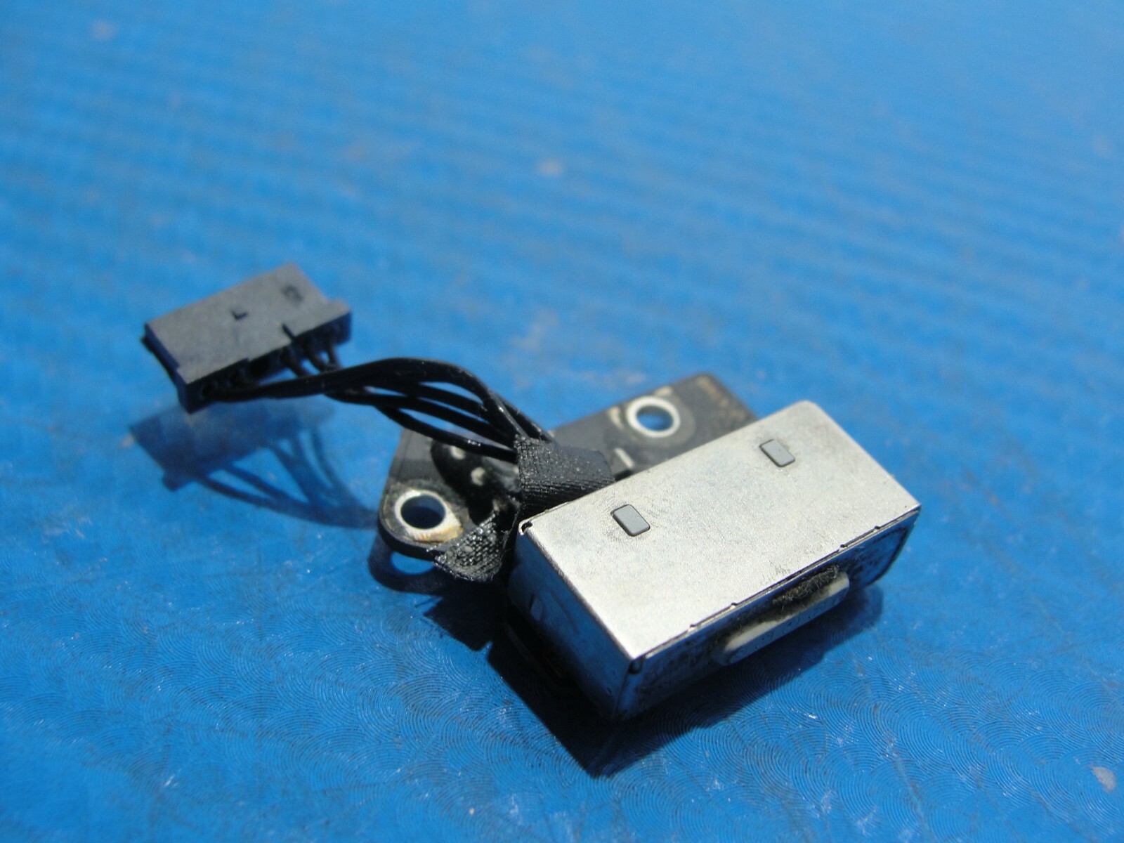 MacBook Pro 15″A1398 Late 2013 ME293LL/A Genuine MagSafe 2 Board 923-0667