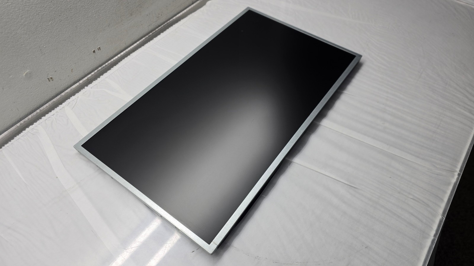 Chimei Innolux Replacement 20″ LCD Screen MT200LW02 Closet CL8