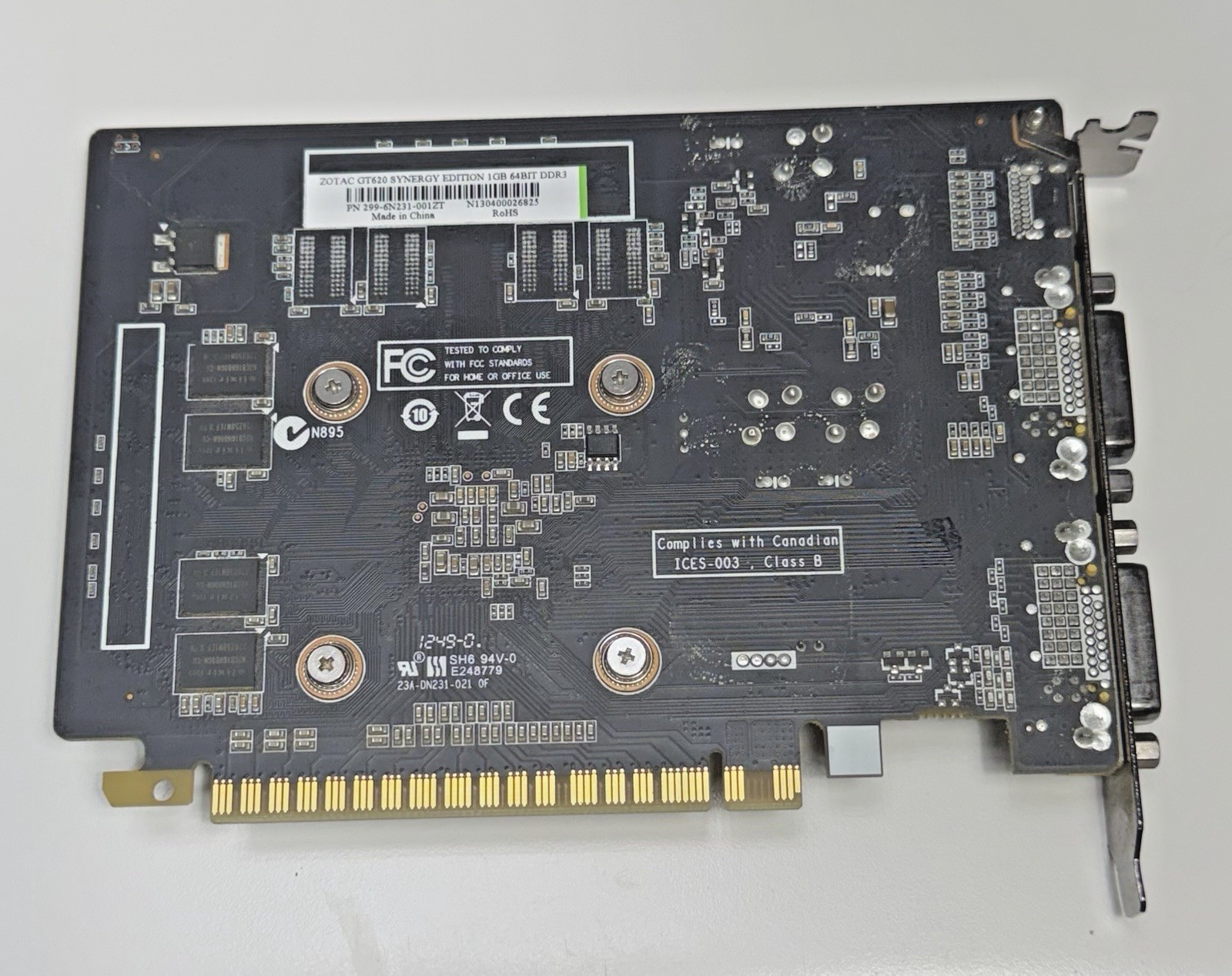 ZOTAC GeForce GT 620 Synergy Edition-Mini-HDMI/DVI PCI Express 1 GB GDDR 3
