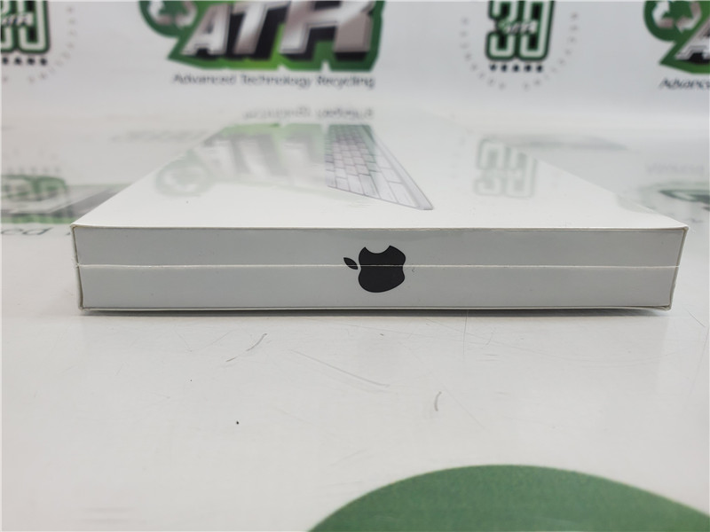 Apple Magic Keyboard A1843 Wireless Numeric Keypad Silver White New