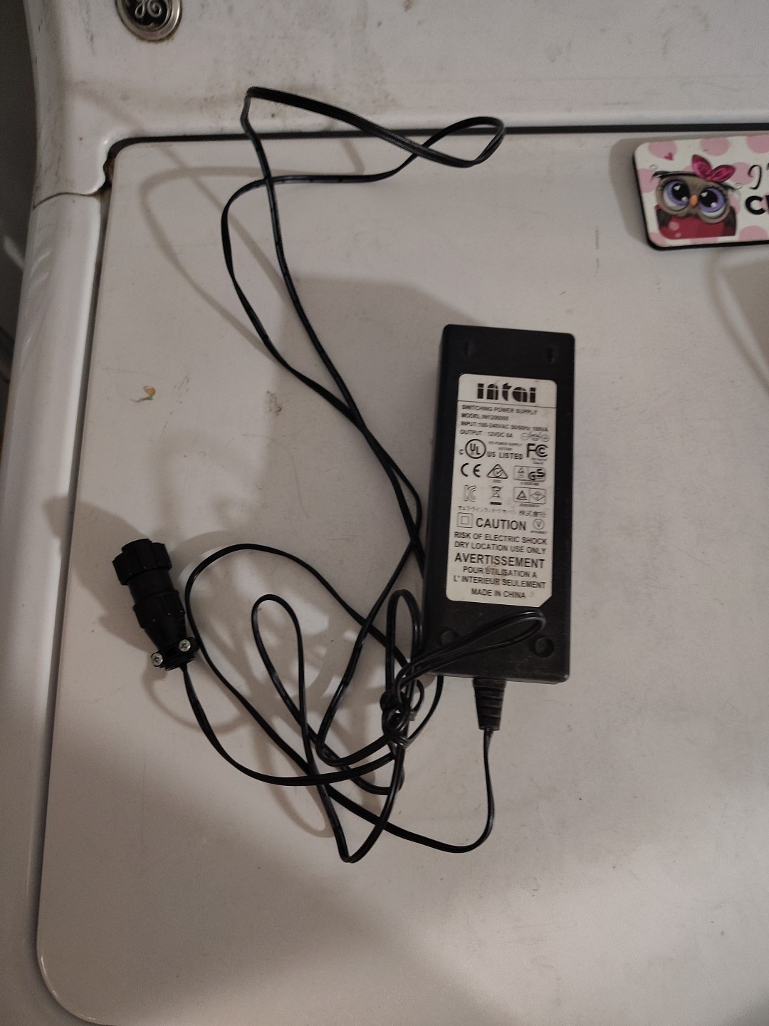 Intai In1206000 12 VDC 6A Switching Power Supply Tested Working LED Lights?