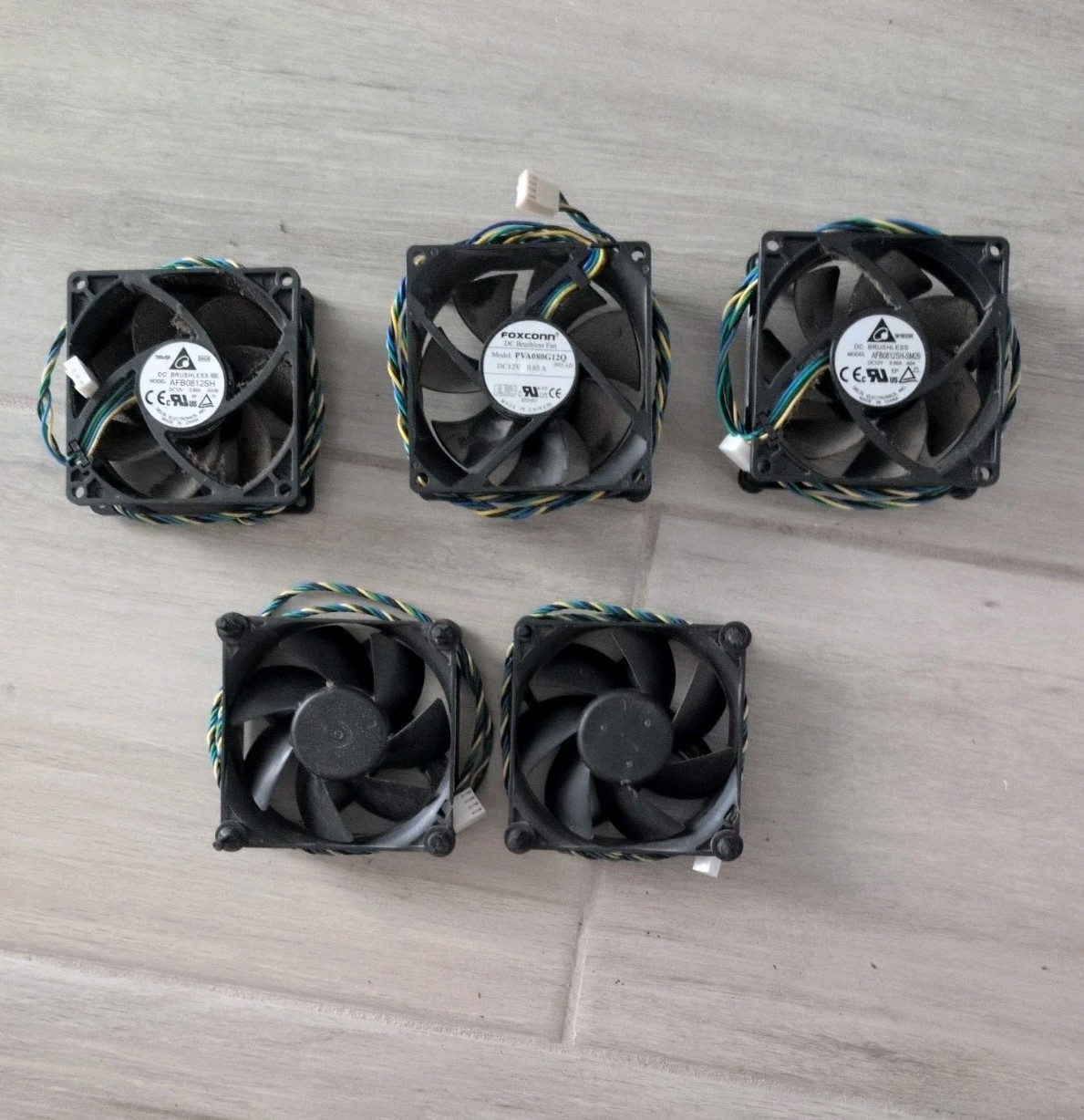LOT of 4+1 Delta Electronics AFB0812SH 12VDC 0.51A 80x80x25mm 4-wire Fan