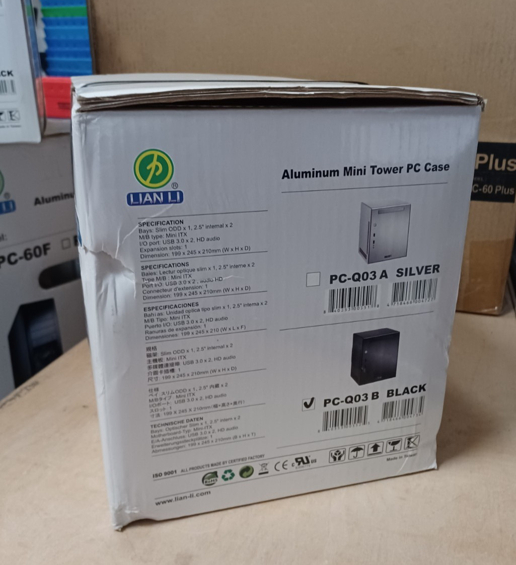 LIAN LI PC-Q03B Black Aluminum Mini-ITX Tower 840353005525 (New Old Stock)