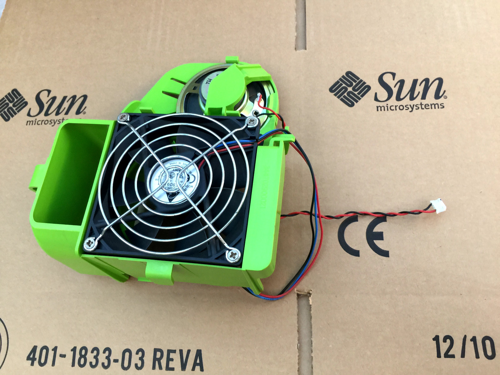 NEW, SUN Front system-FAN Assembly, 370-5726 ,, Blade-2500. RED & Silver