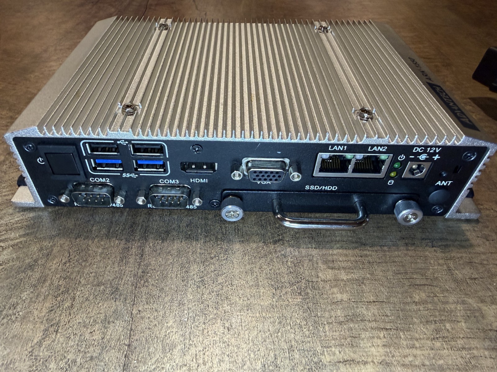 Advantech ARK-1550-S9A1E i5-4300U 512GB WiFi Industrial Fanless Windows Embedded