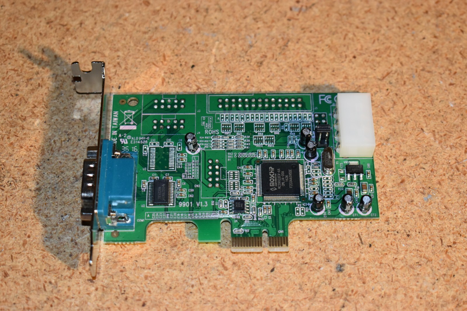 StarTech 1 Port Low Profile Native RS232 PCI Express Serial Card with 16550 UART