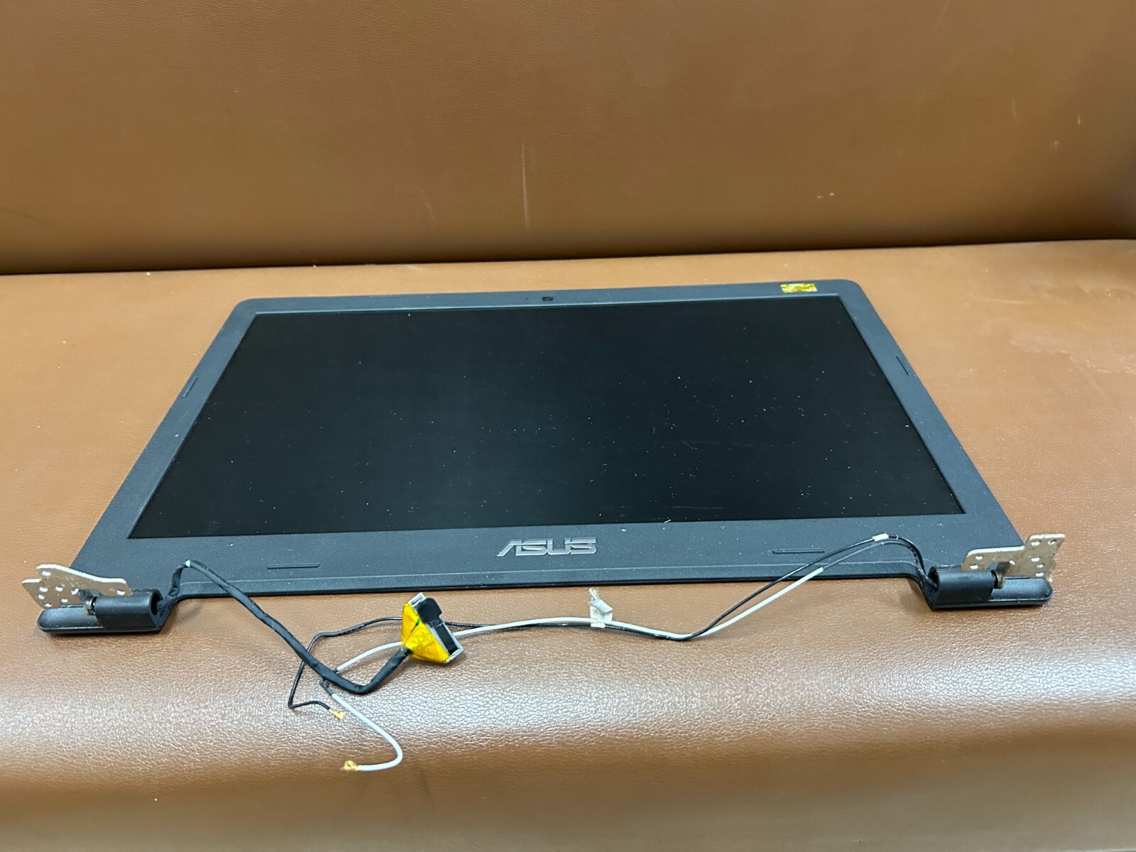 Asus S56CA-WH31 15.6″ Glossy HD Full Display Assembly w/Cables & Hinges – Tested