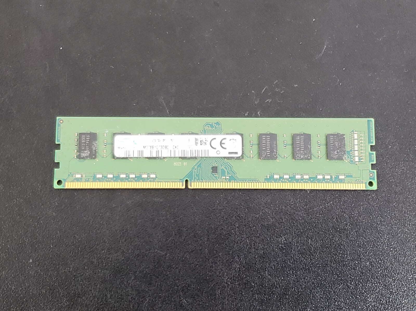 Samsung 8GB Ram 64-Bit 2RX8 PC3-12800U 240-Pin DIMM M378B1G73DB0-CK0