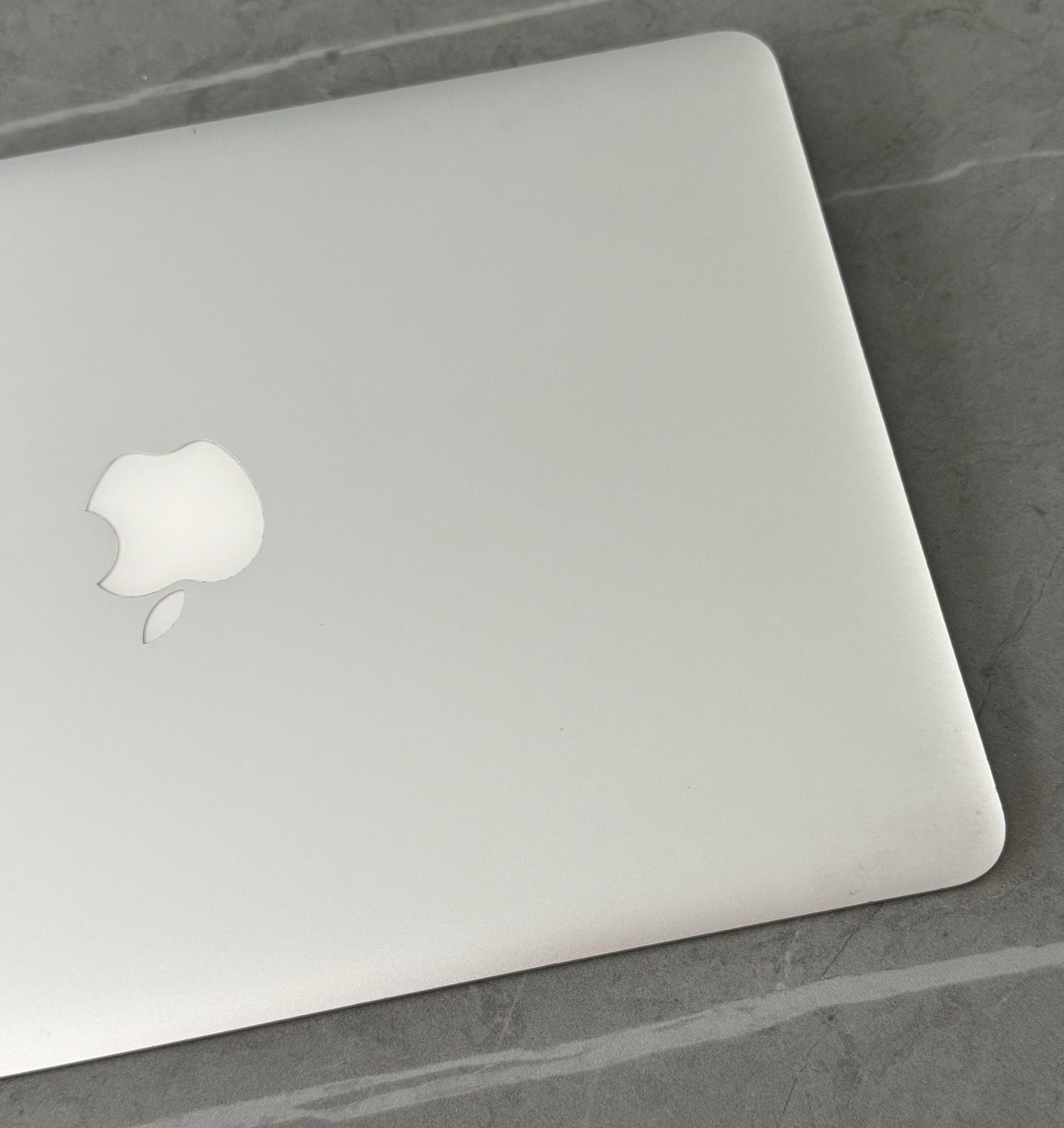 661-7014 Apple MacBook Pro A1425 13.3″ Late 2012 OEM LCD Screen Assembly Sliver