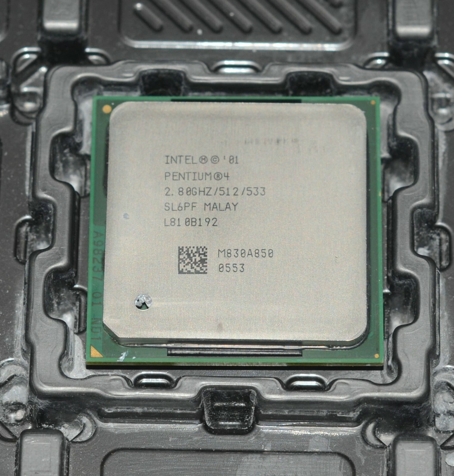 Intel Pentium 4 2.8 GHz 533 MHz 512KB Socket 478 SL6PF free shipping