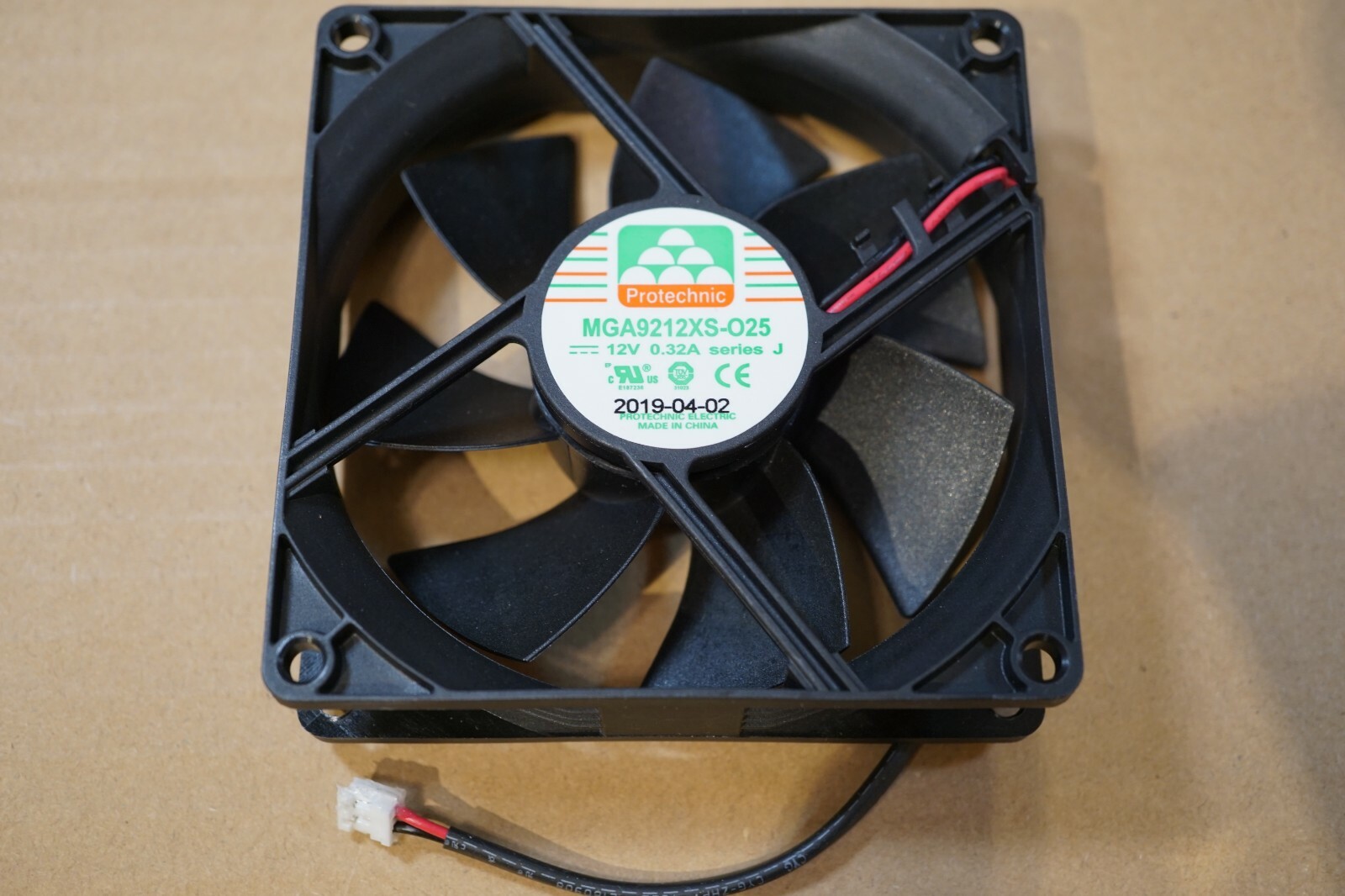 Protechnic DC 12V FAN 92mm x 92 mm low noise case chassis cooling MGA9212XS-025