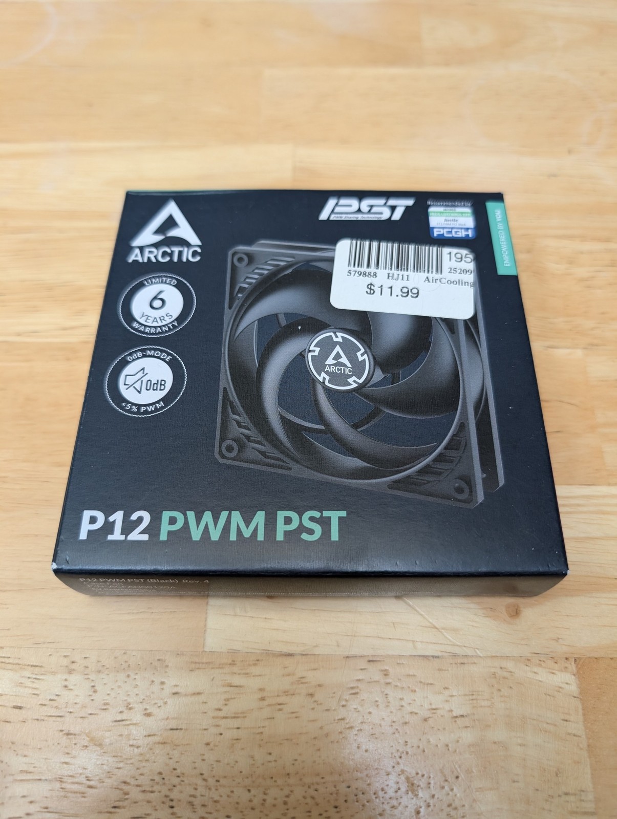 Arctic P12 PWM PST 120mm Case Fan Black