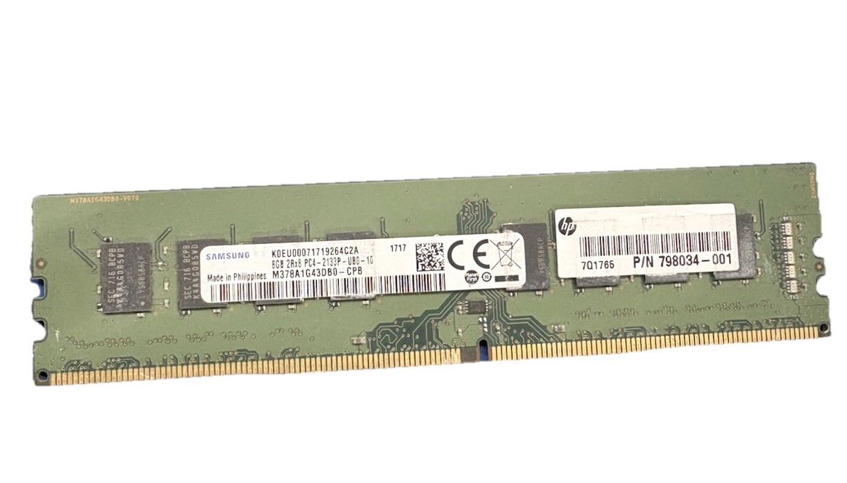 SAMSUNG 8GB 2Rx8 PC4-2133P-UBO-10 M378A1G43DB0-CPB