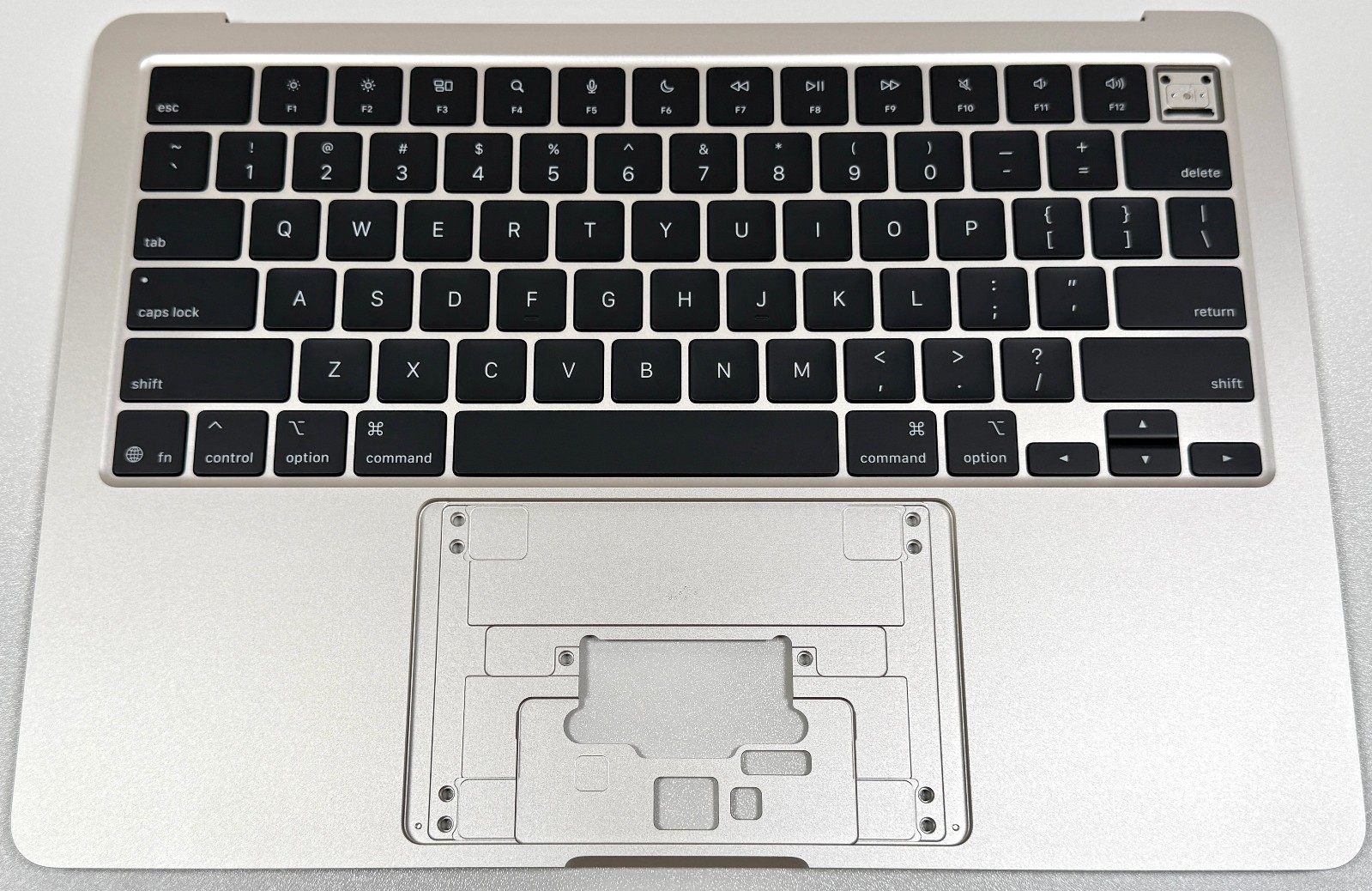 Apple MacBook Air 13″ Starlight M4 2025 A3240 Keyboard Inner Top Case OEM NEW