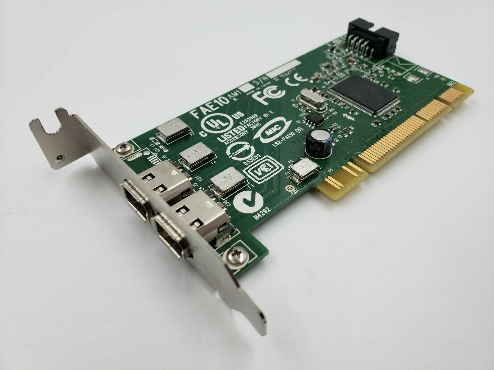 Dell 2 Port IEEE-1394 PCI Express 2.0 x16 FireWire Controller Card H924H J886H