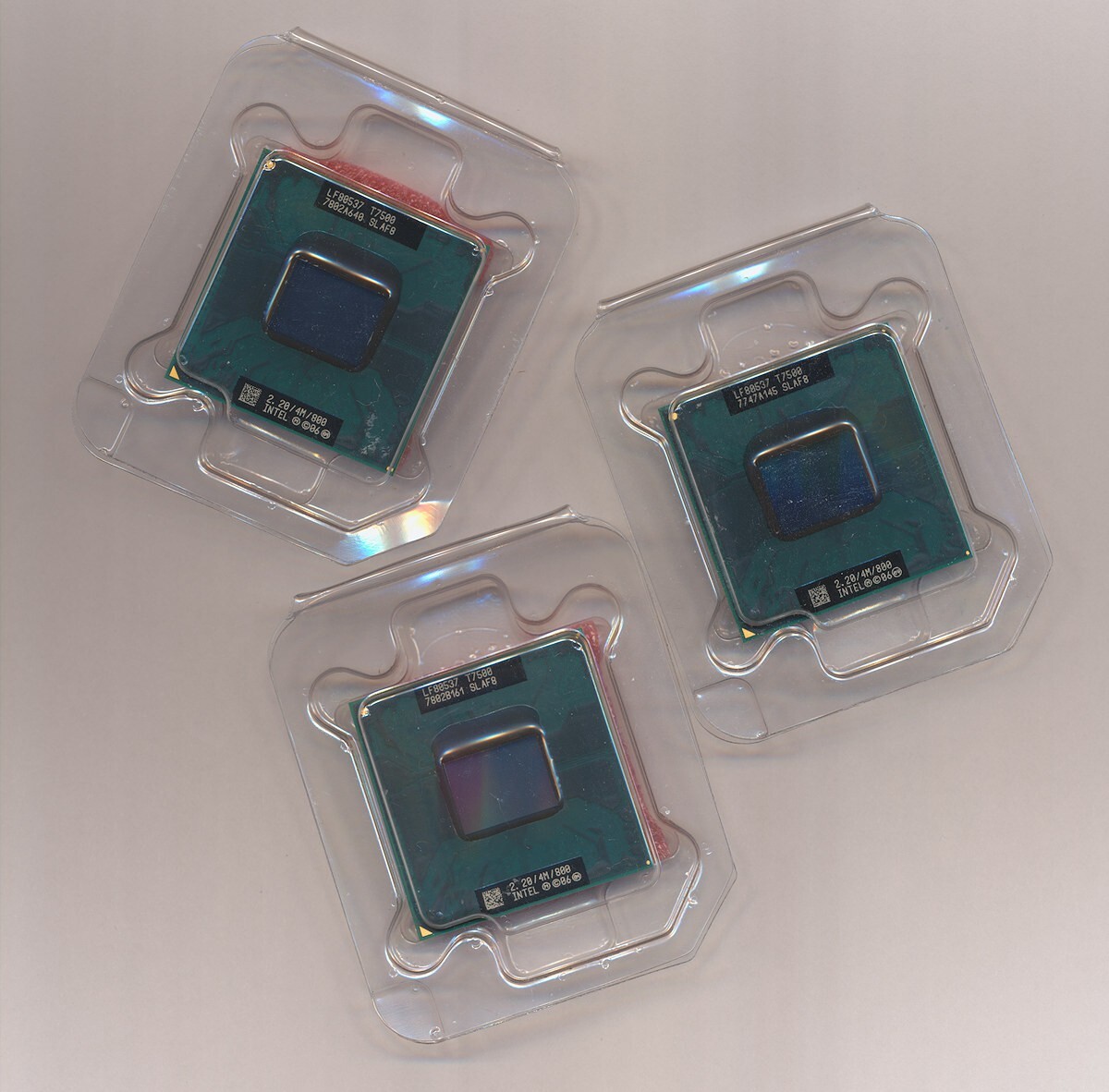 Lot (3) Intel Core 2 Duo Processor T7500 4M Cache 2.20 GHz 800 MHz CPU SLAF8
