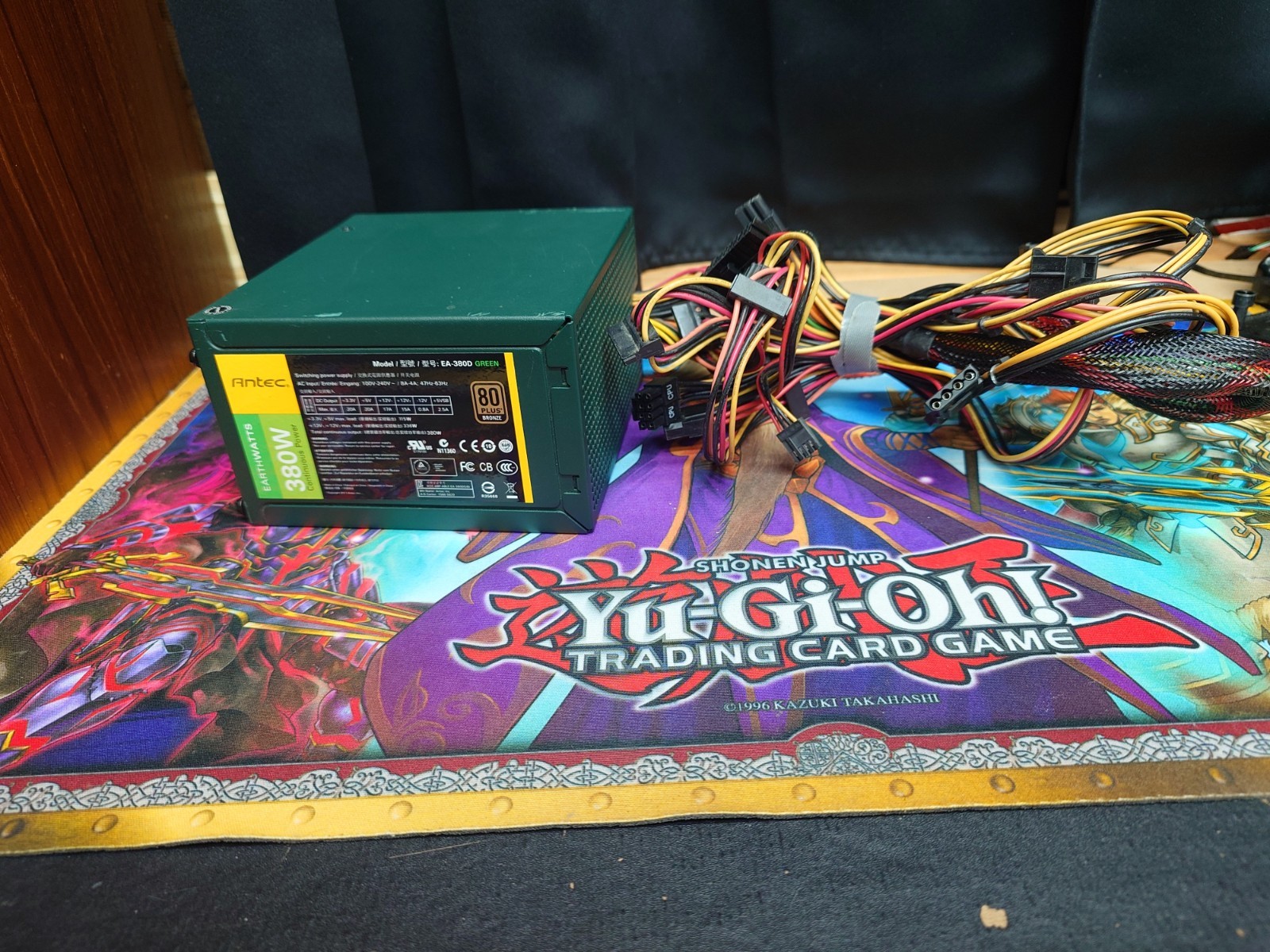 Antec 380W EA-380 Earthwatts ATX12V v2.2 80 Plus Power Supply UNTESTED AS IS
