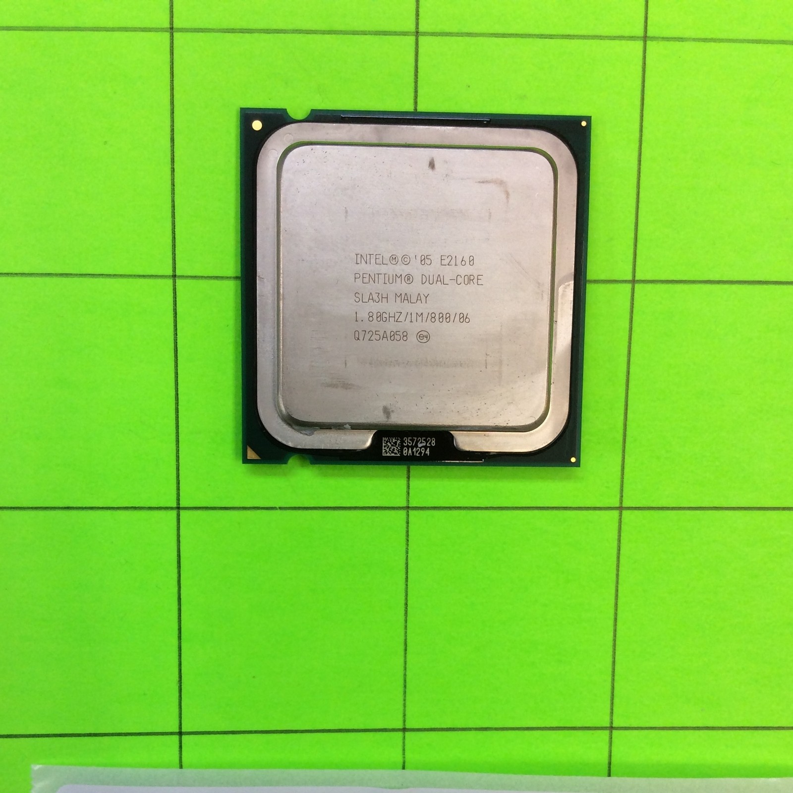 Desktop Computer Intel SLA3H 1.80GHZ/1M/800/06 Processor
