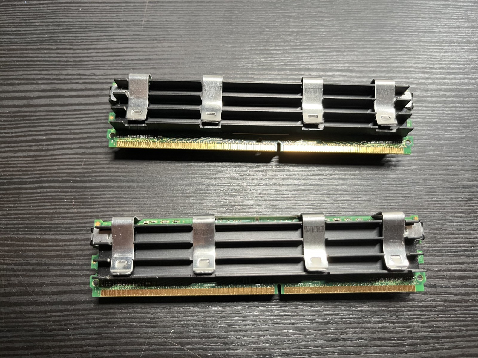 Apple MA684G/A 1GB (2x512MB) 667MHz DDR2 Fully Buffered DIMM for Macintosh Pro