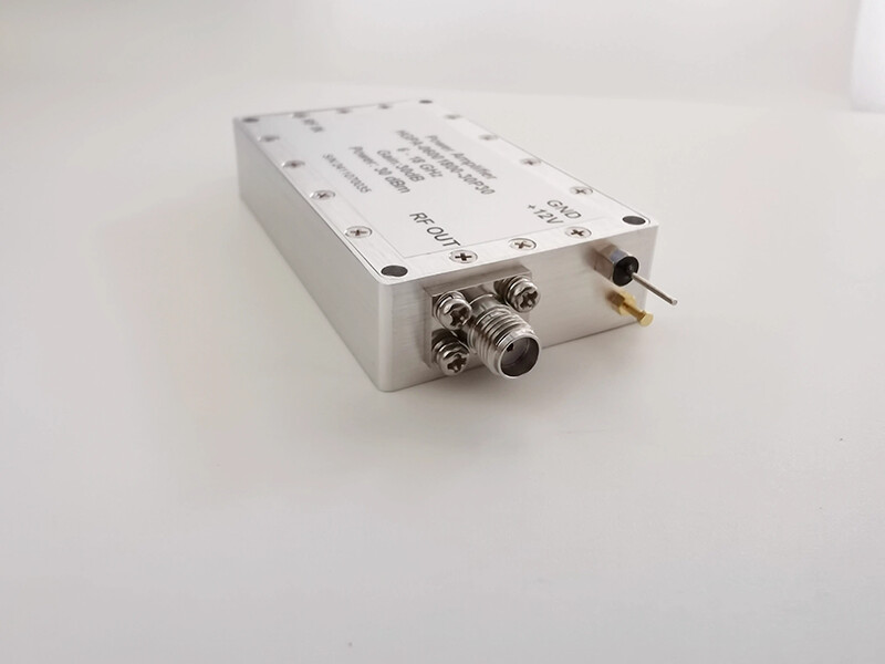 6-18GHz 30dB gain power 30dBm/1W RF driver power