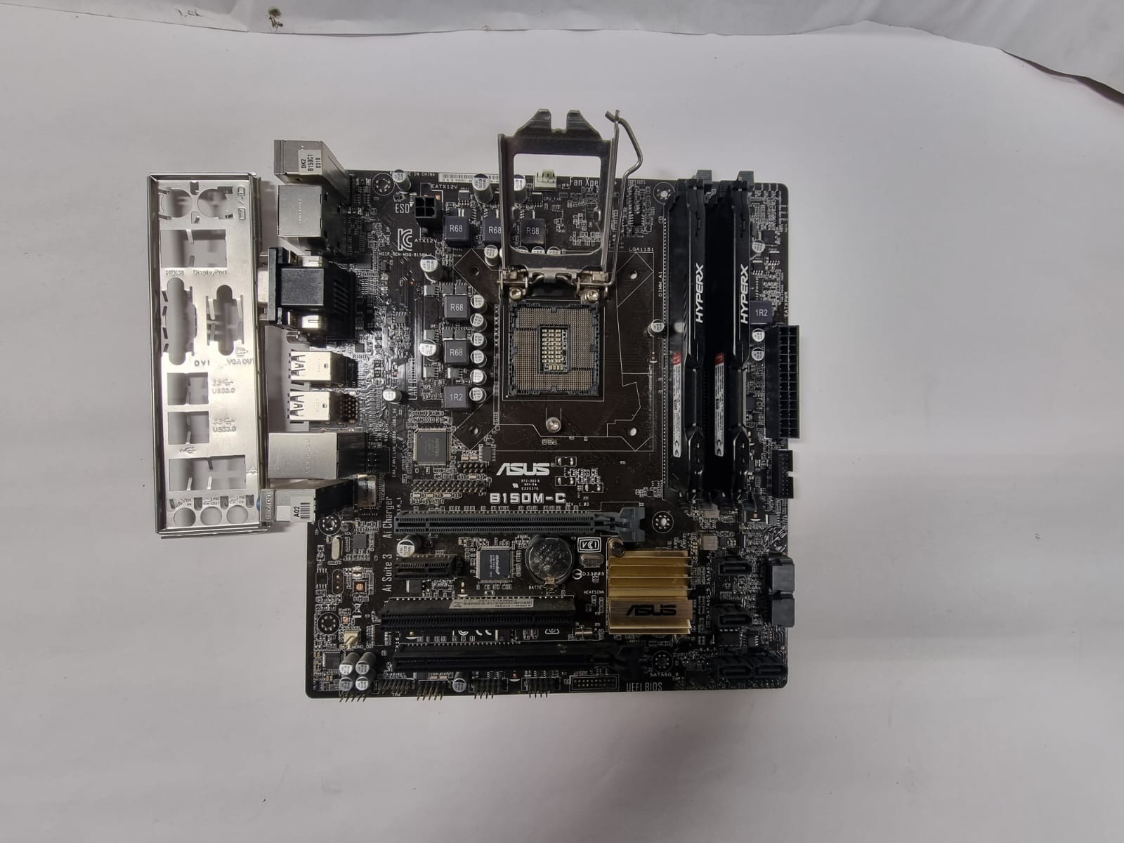 ASUS B150M-C LGA1151 DDR4 mATX Motherboard W/ I/O SHIELD W/ 16GB DDR4/ No CPU