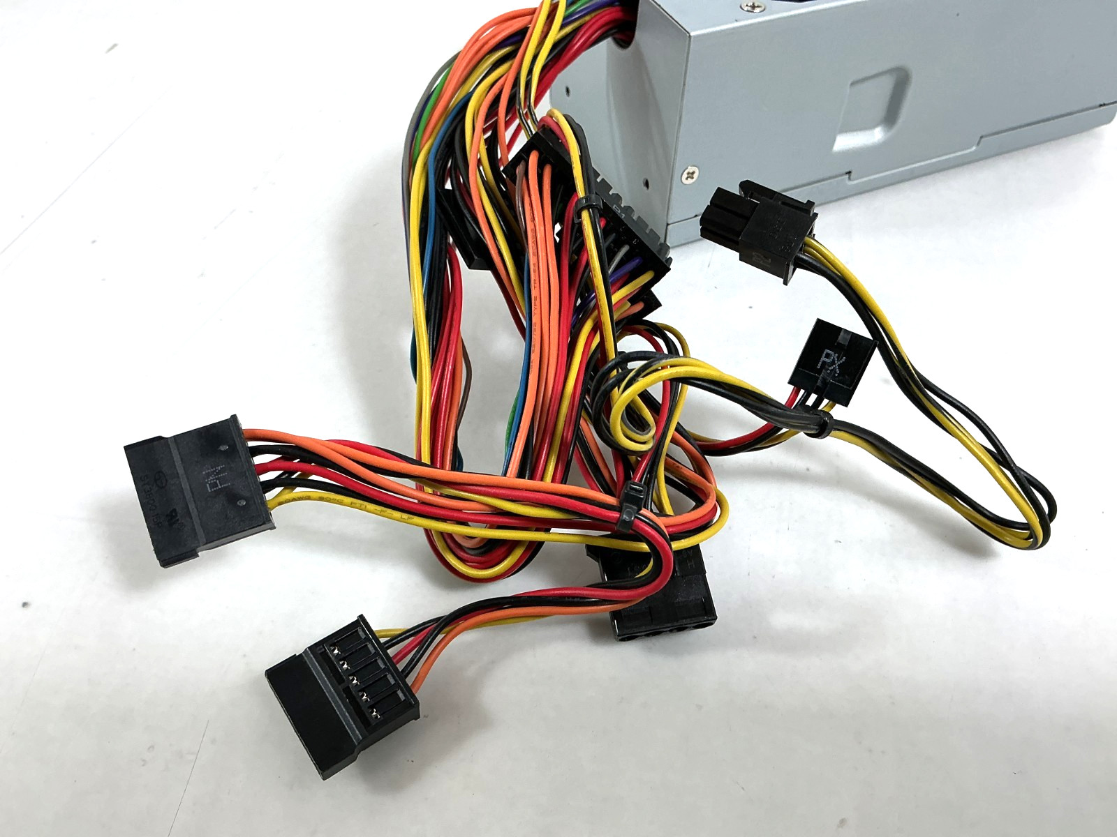 InWin BL647 300W Internal Power Supply – IP-S300FF1-0