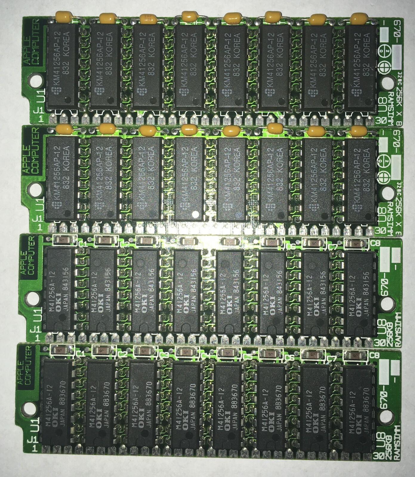 Apple 820-0251-01 256KBx8 120NS 30-pin DRAM SIMM for Mac Plus & SE (set of 4)