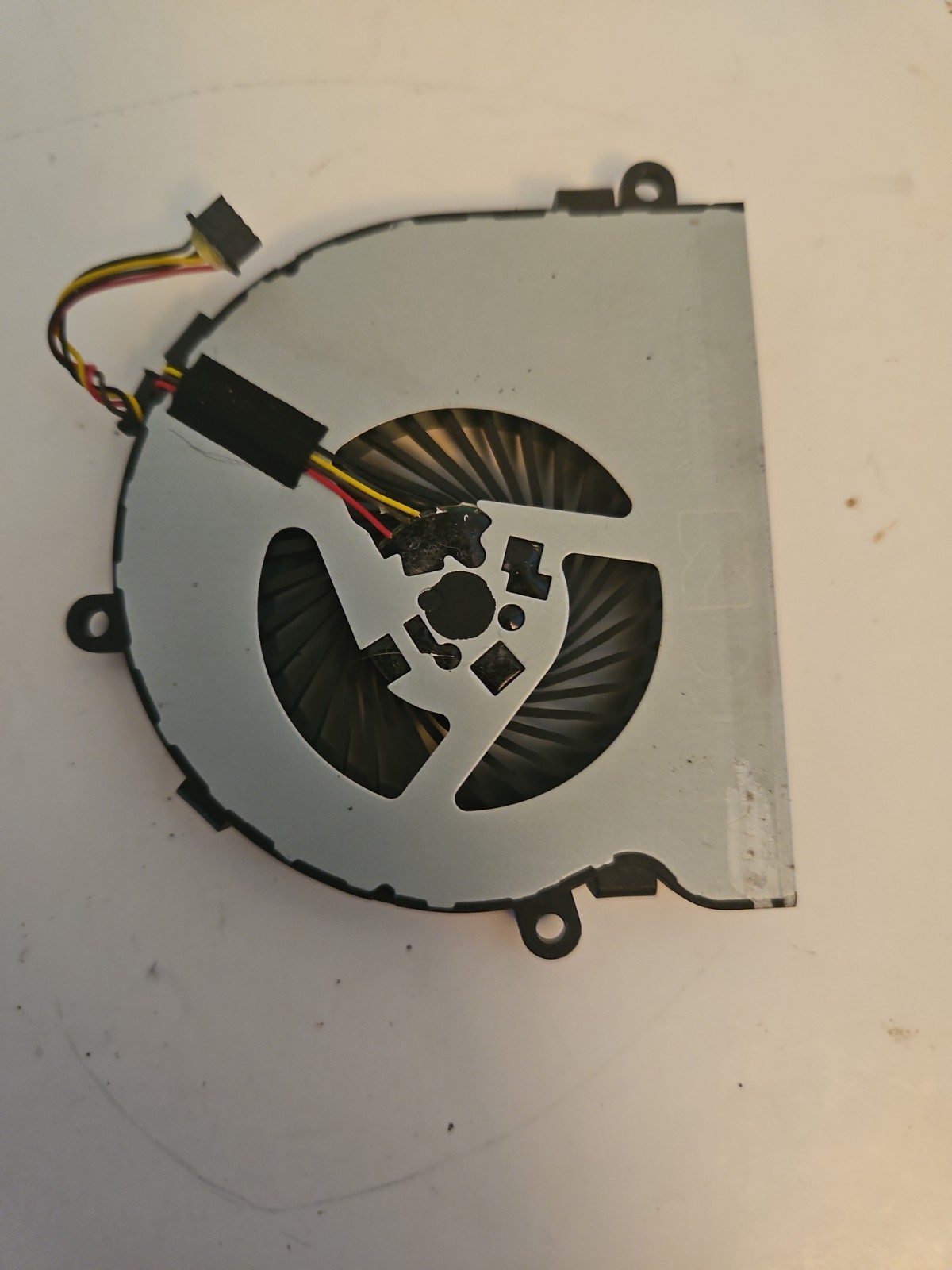 CPU Cooling Fan For HP 075cl 15-da0053wm 15-da0056od