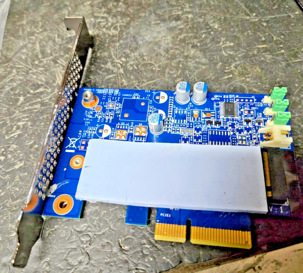 HP 742006-005 M2D2 M.2 SATA SSD PCIe x4 Adapter Card w/ Full Height Bracket