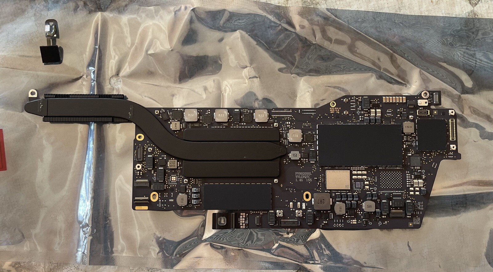 MacBook Pro A2159 Logic Board Intel i5-8257U/ 1.4GHz 8GB 820-01598 661-12566