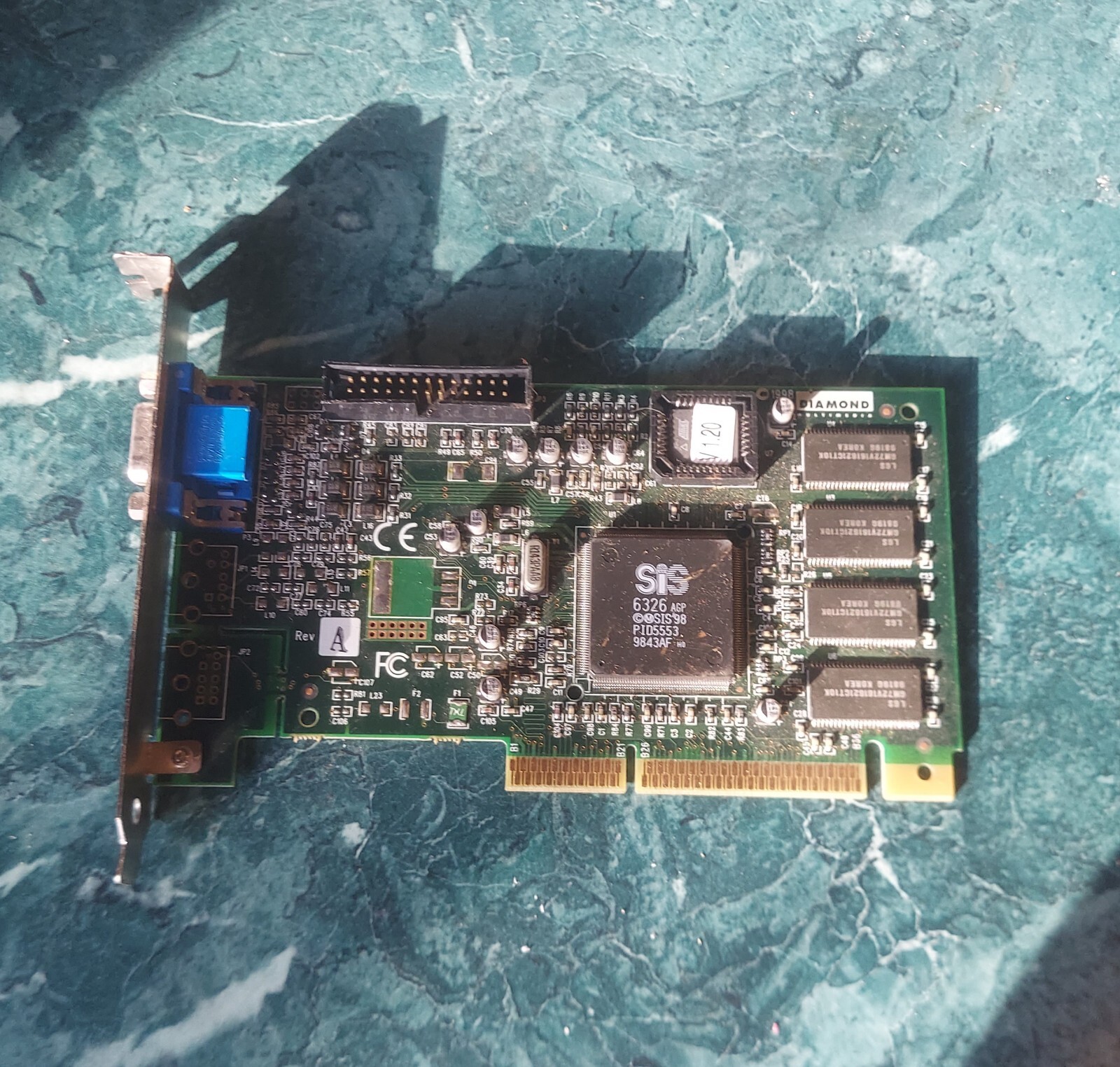 Diamond Multimedia Speedstar A50 AGP 8MB • Vintage GPU Works