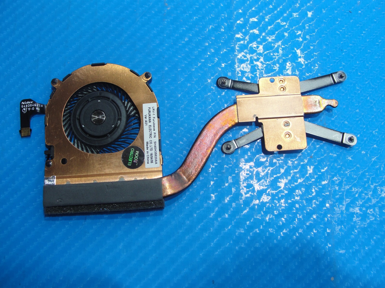 Lenovo ThinkPad 14″ X1 Carbon 4th Gen Genuine CPU Cooling Fan w/Heatsink 00JT800