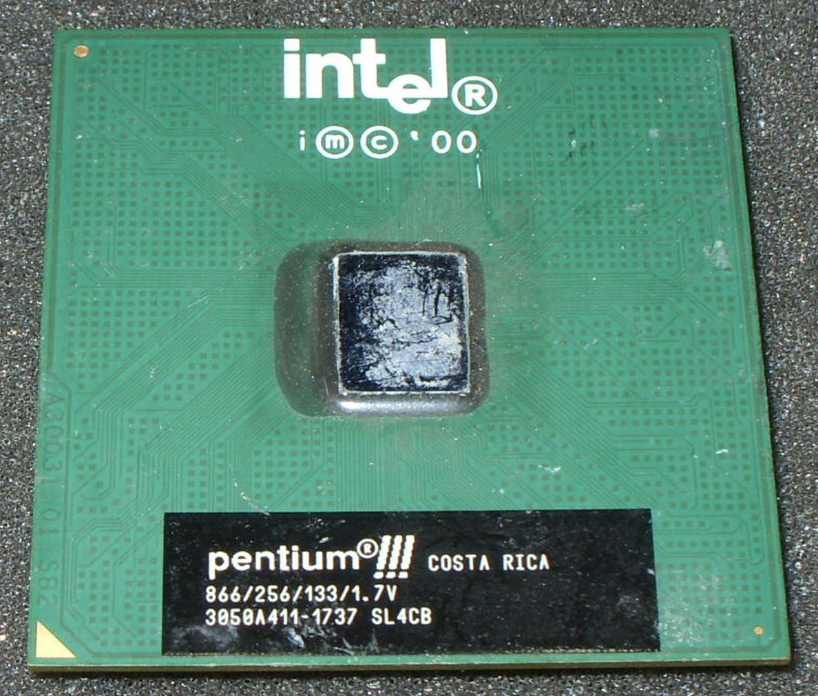 INTEL PENTIUM III 866 MHz PROCESSOR, 133 MHz BUS, SL4CB, SOCKET 370