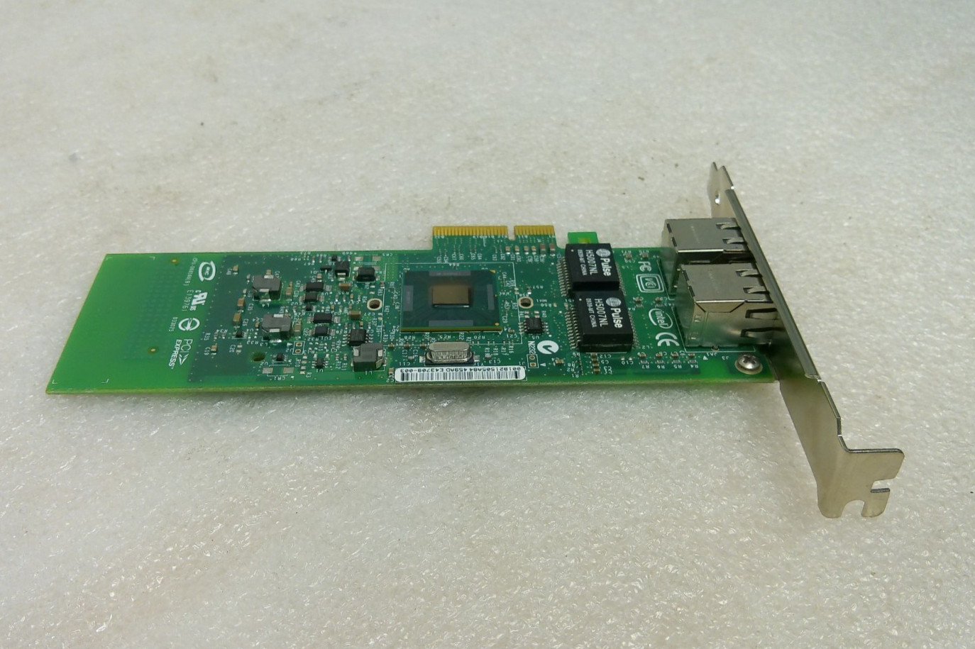 Intel E43709-003 Dual-Port Gigabit Server Network Adapter