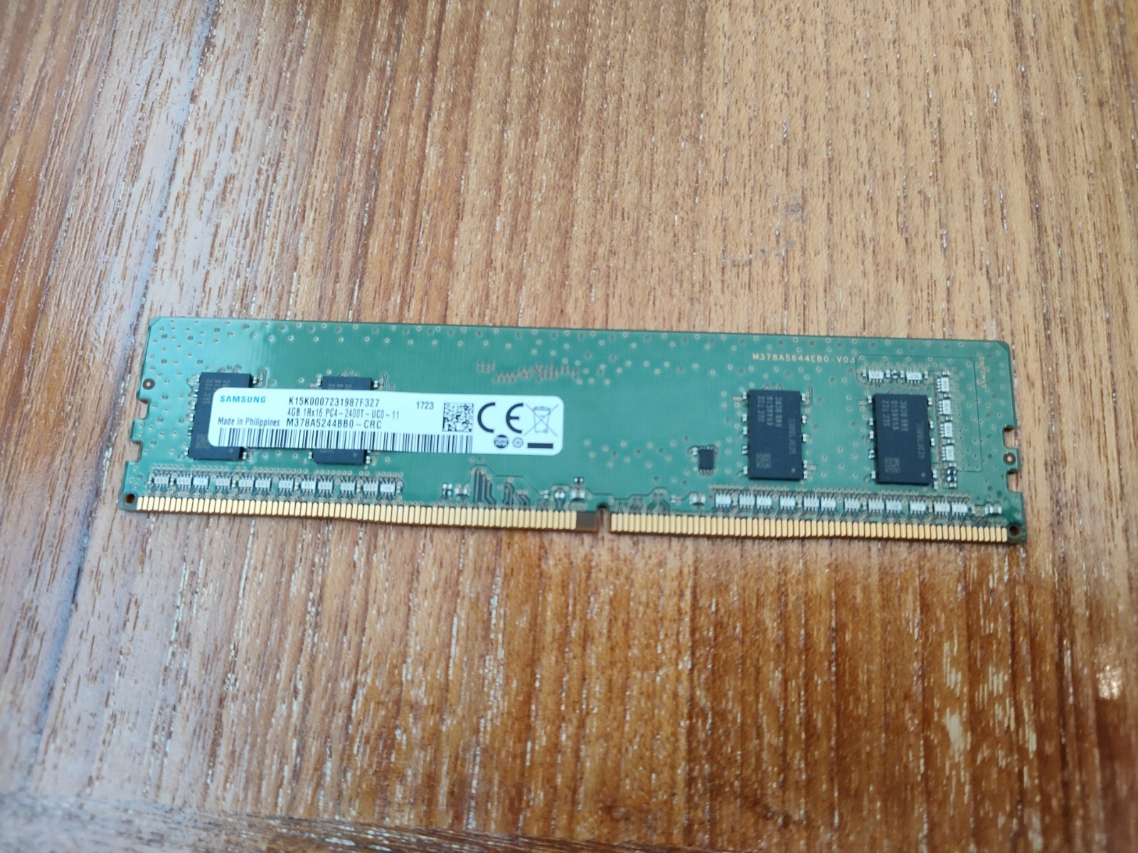 Samsung 4GB 1Rx16 PC4-2400T Desktop Memory M378A5244BB0-CRC