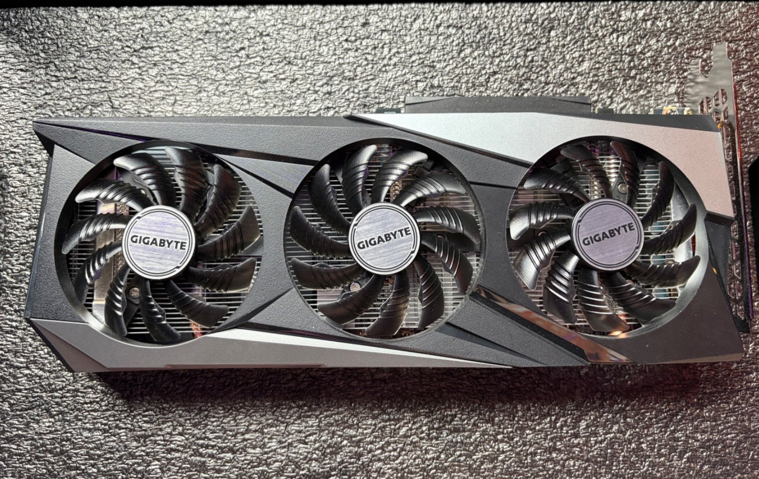 GIGABYTE GeForce RTX 3050 GAMING OC 8GB GDDR6 Graphics Card: Pre-owned