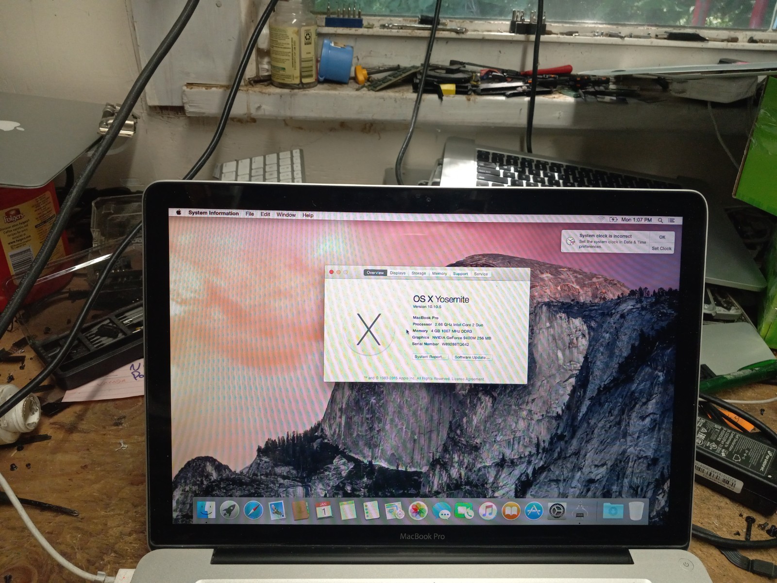 Apple MacBook Pro 15″ A1286 2008 Complete LCD Assembly CORE 2 DUO