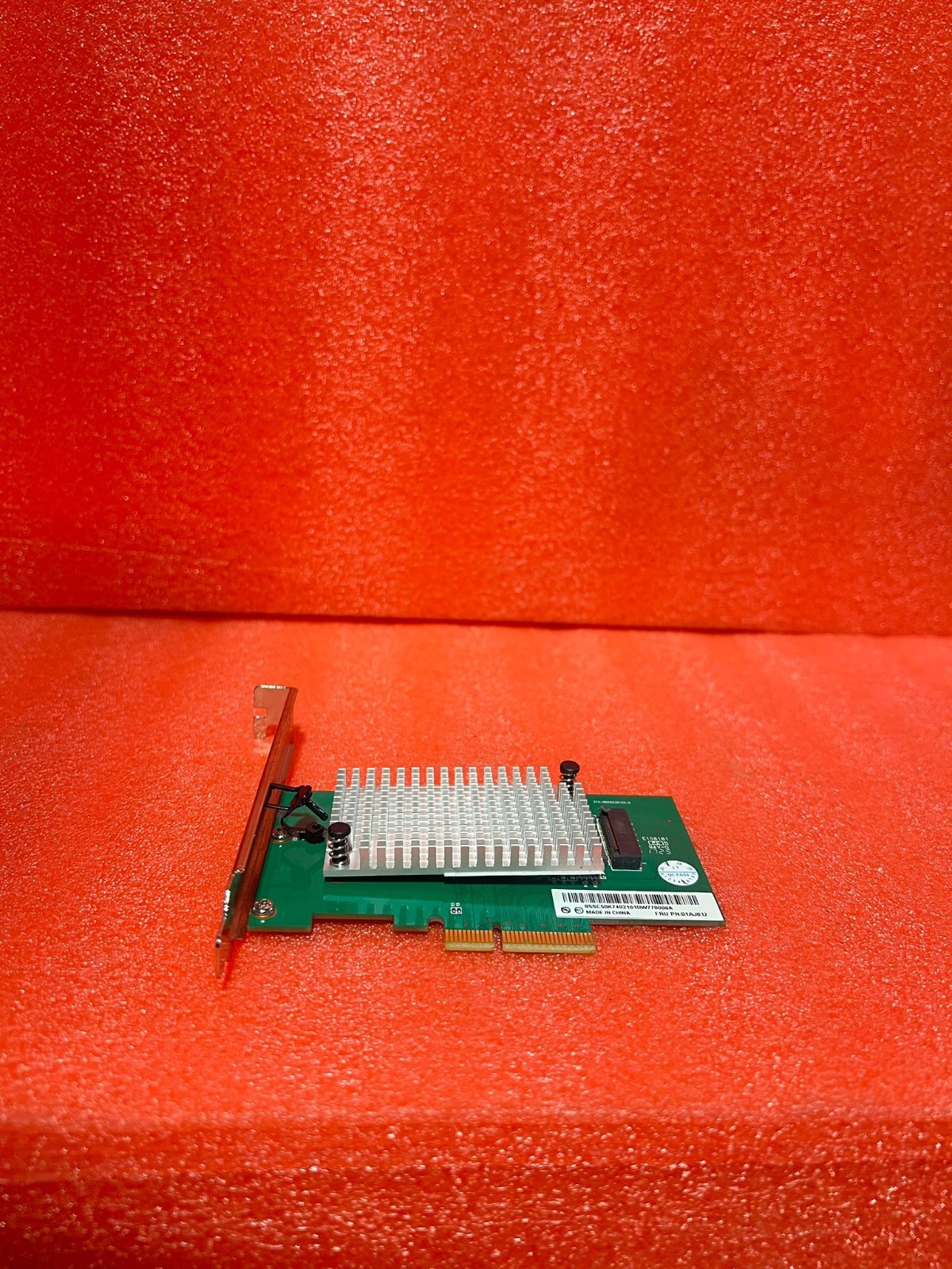 Lenovo Riser Card PCI 3.0 x4 to M.2 NVMe SSD 01AJ832 Heat Sink (No SSD Included)