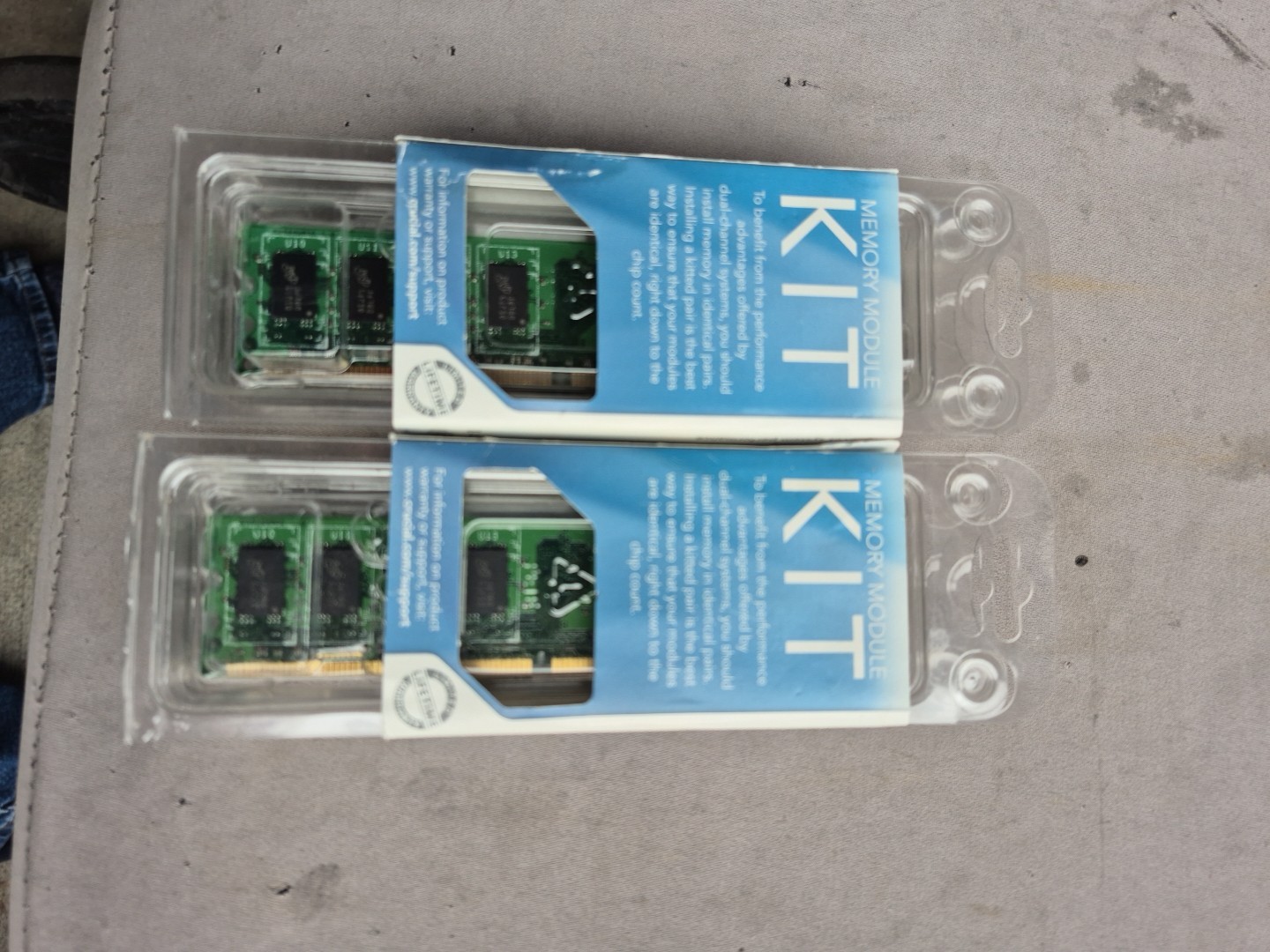 X2 Crucial 4GB Kit (2 X 2GB) 240 Pin Unbuff Dimm 256mx64ddr2 Pcr2 5300