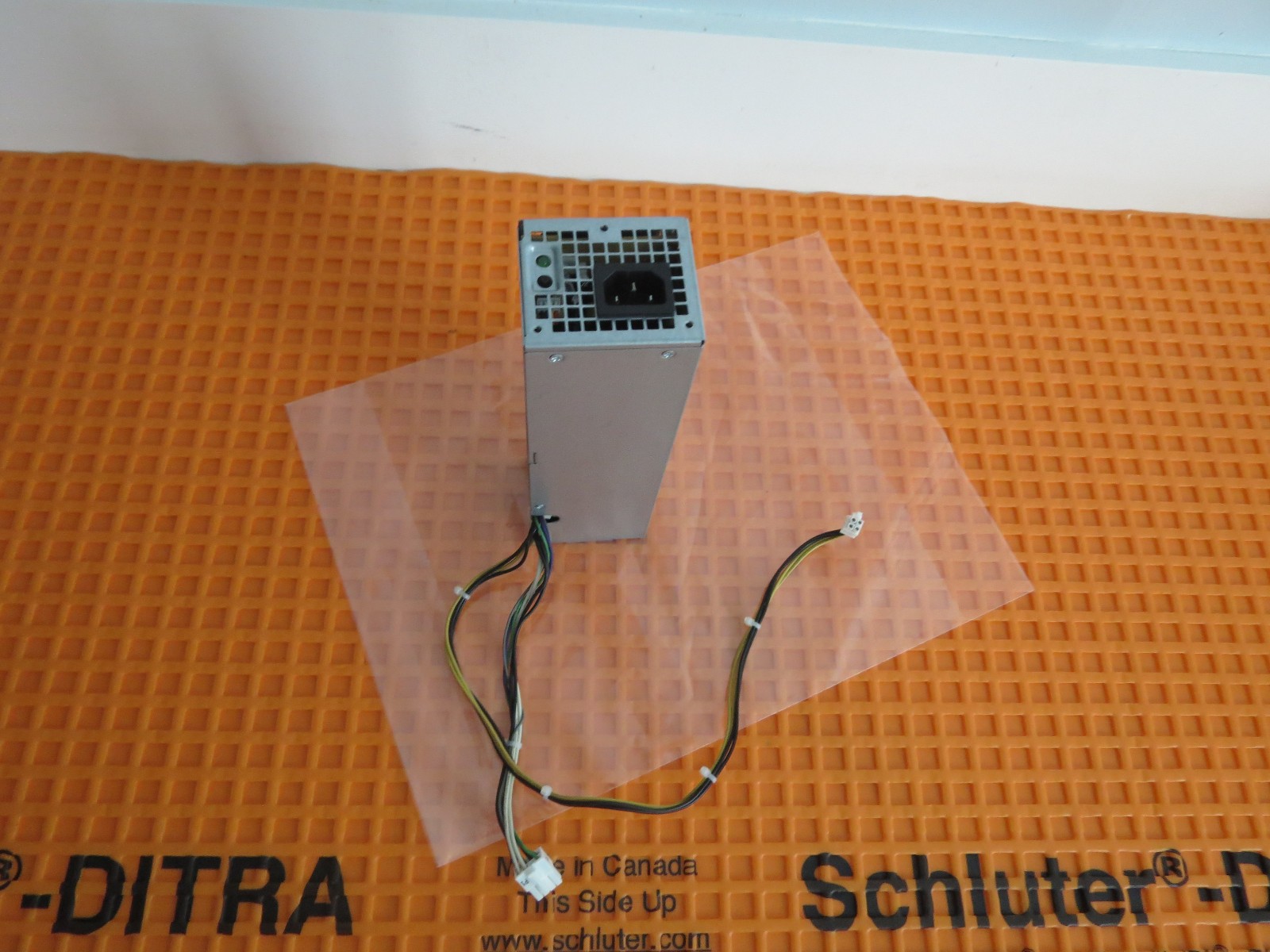 Genuine Dell NT1XP 255 Watts Power Supply for 9020,3020,7020 SFF New