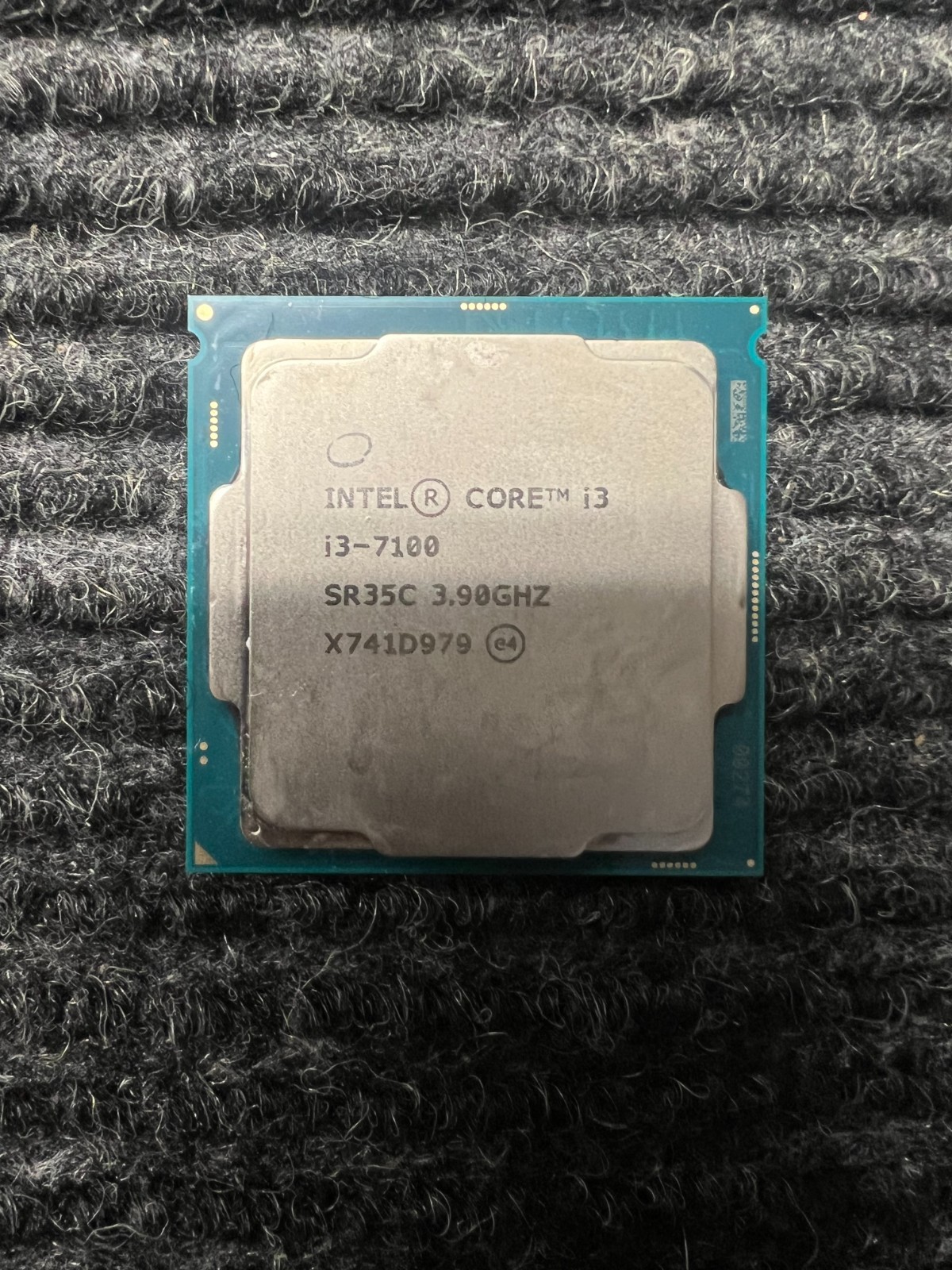 Intel Core i3-7100 – 3.9 GHz Dual-Core (SR35C) Processor