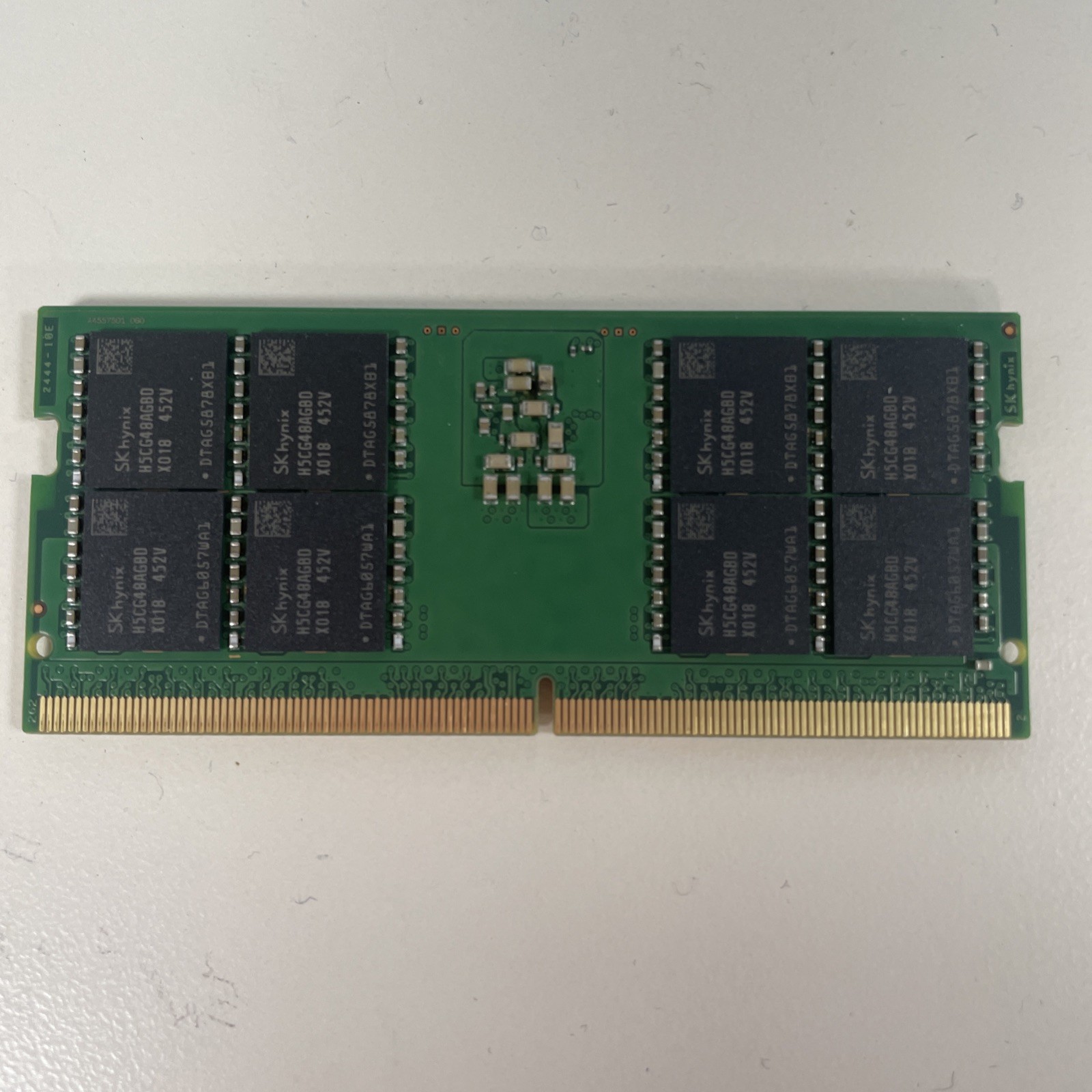SK Hynix 32GB DDR5 5600 SODIMM Laptop RAM 2Rx8 PC5-5600B HMCG88AGBSA095N-AA