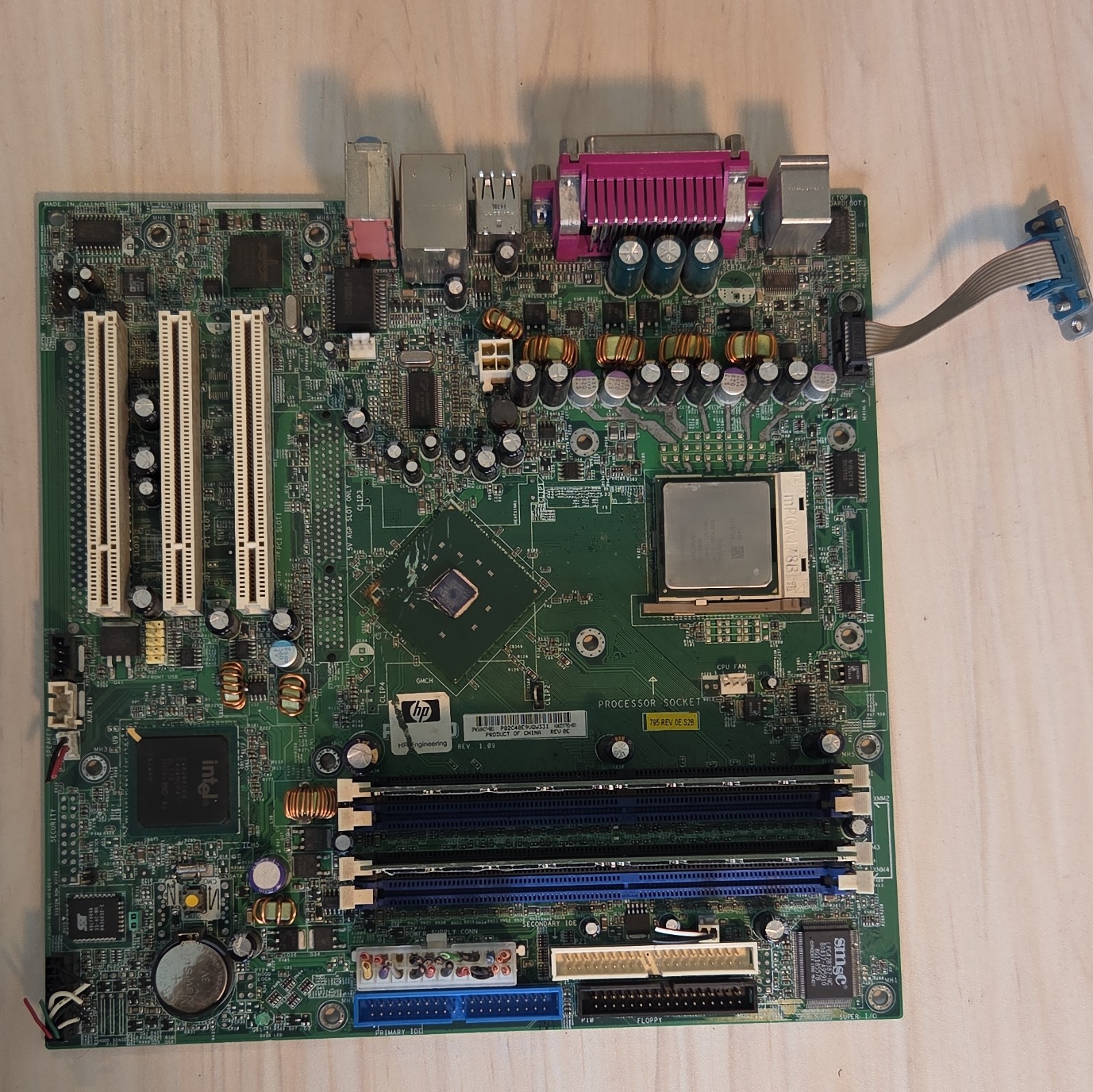 HP Socket 478 Motherboard w/ Intel Pentium 4 CPU & 512MB DDR RAM P82C40E9UQW33I