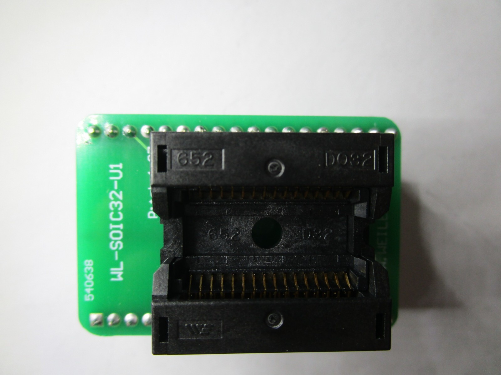 WL-SOP32-U001 1.27mm Pitch 10.3mm Width Socket Adapter For Wellon Programmer