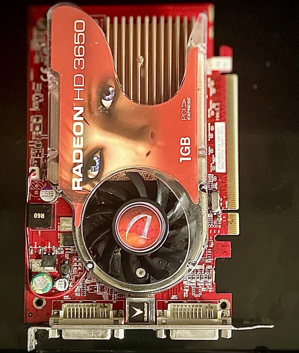 ATI Radeon HD 3650 PCIe 1GB Fan Heatsink 2 X DVI S-Video PC Graphics Card Tested